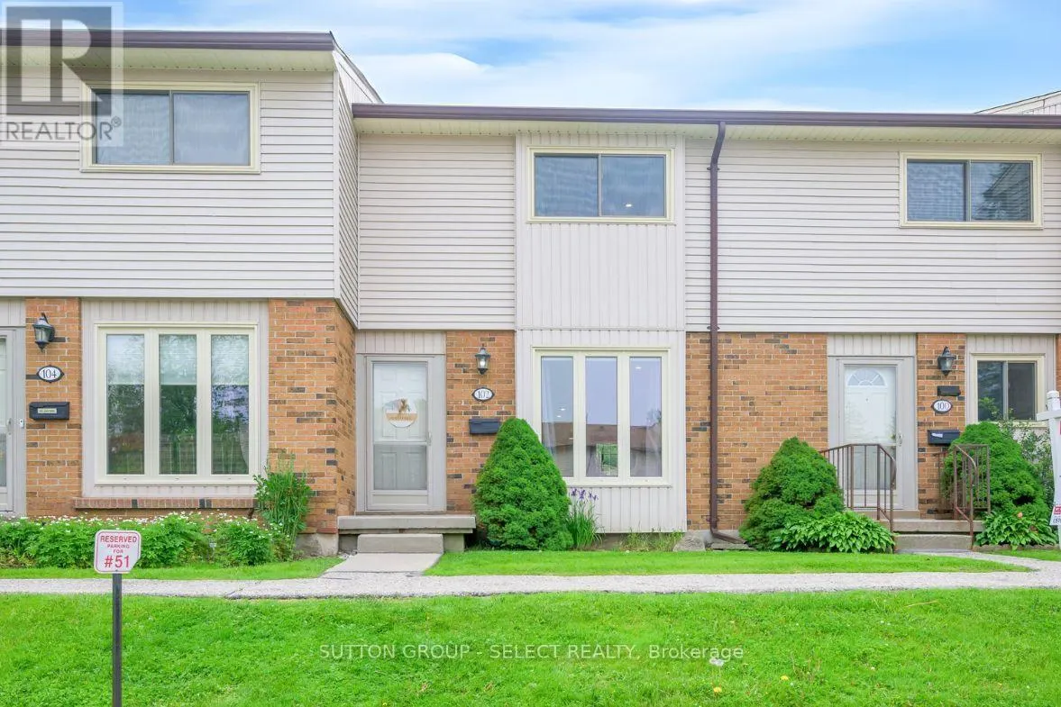 102 - 1328 COMMISSIONERS ROAD W, #102