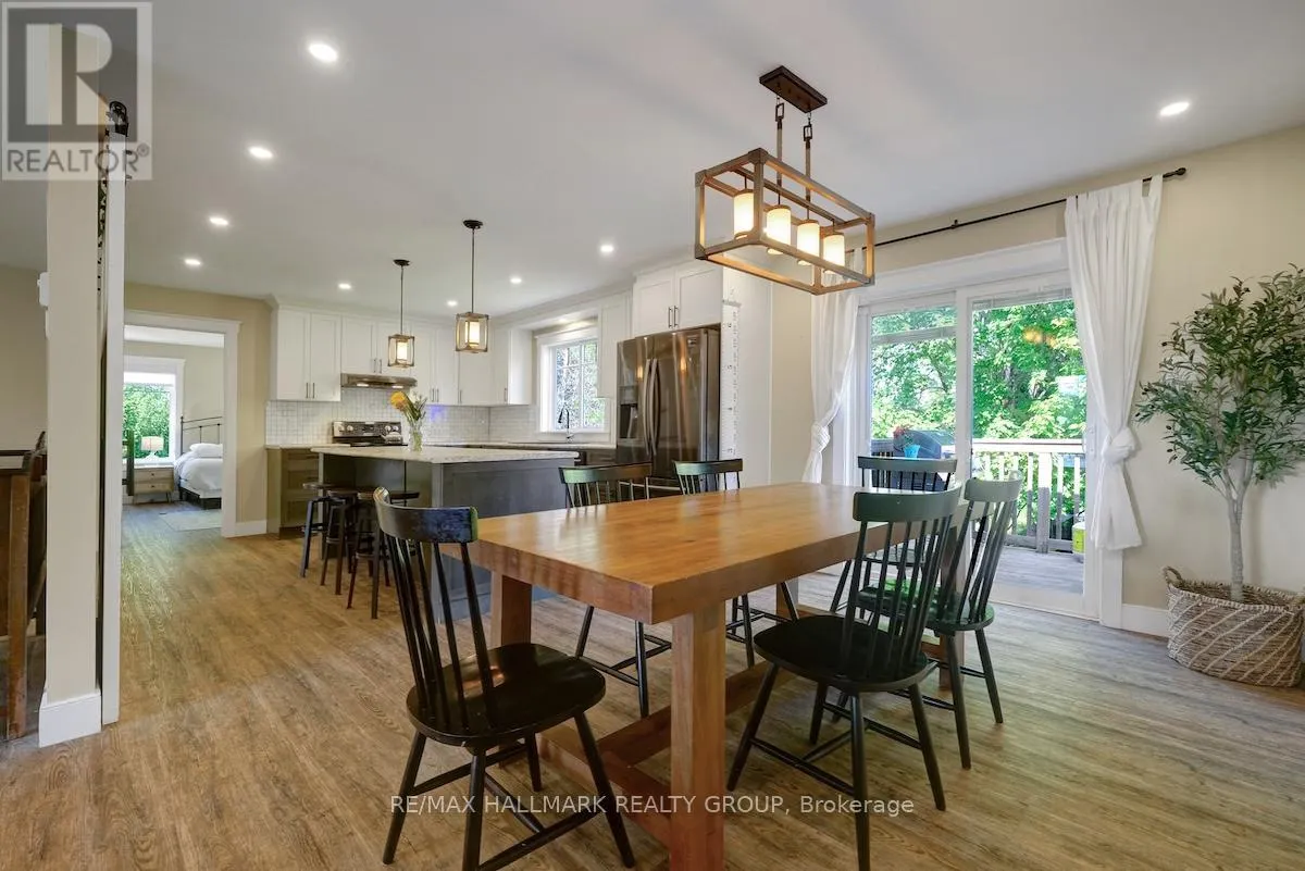 6 BIRCH LANE