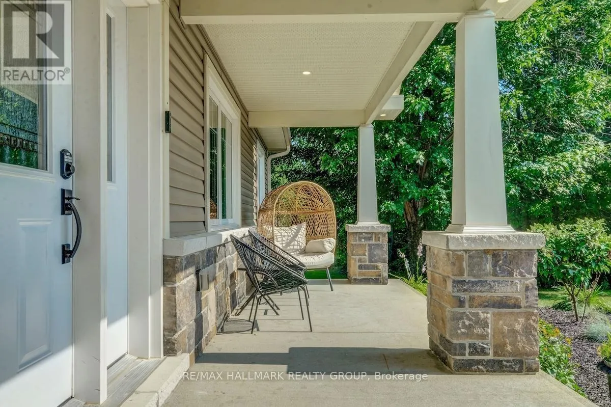 6 BIRCH LANE