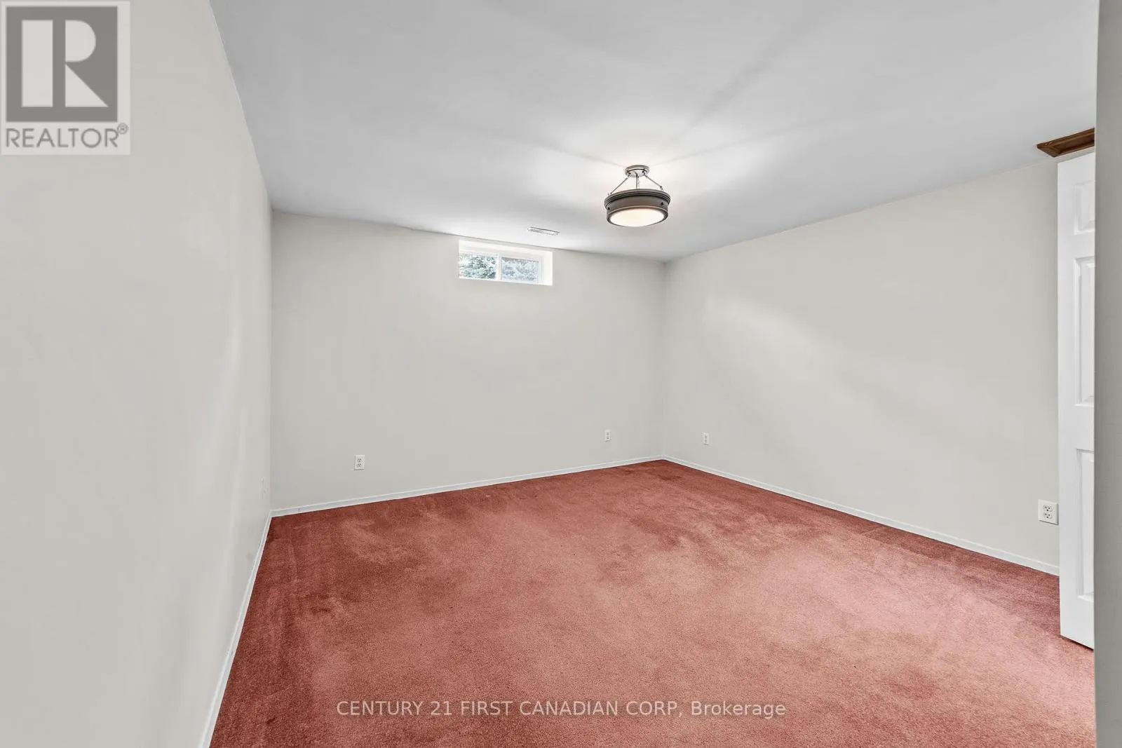 7 SIFTON DRIVE
