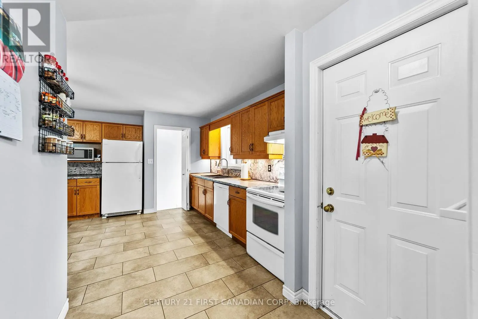 7 SIFTON DRIVE