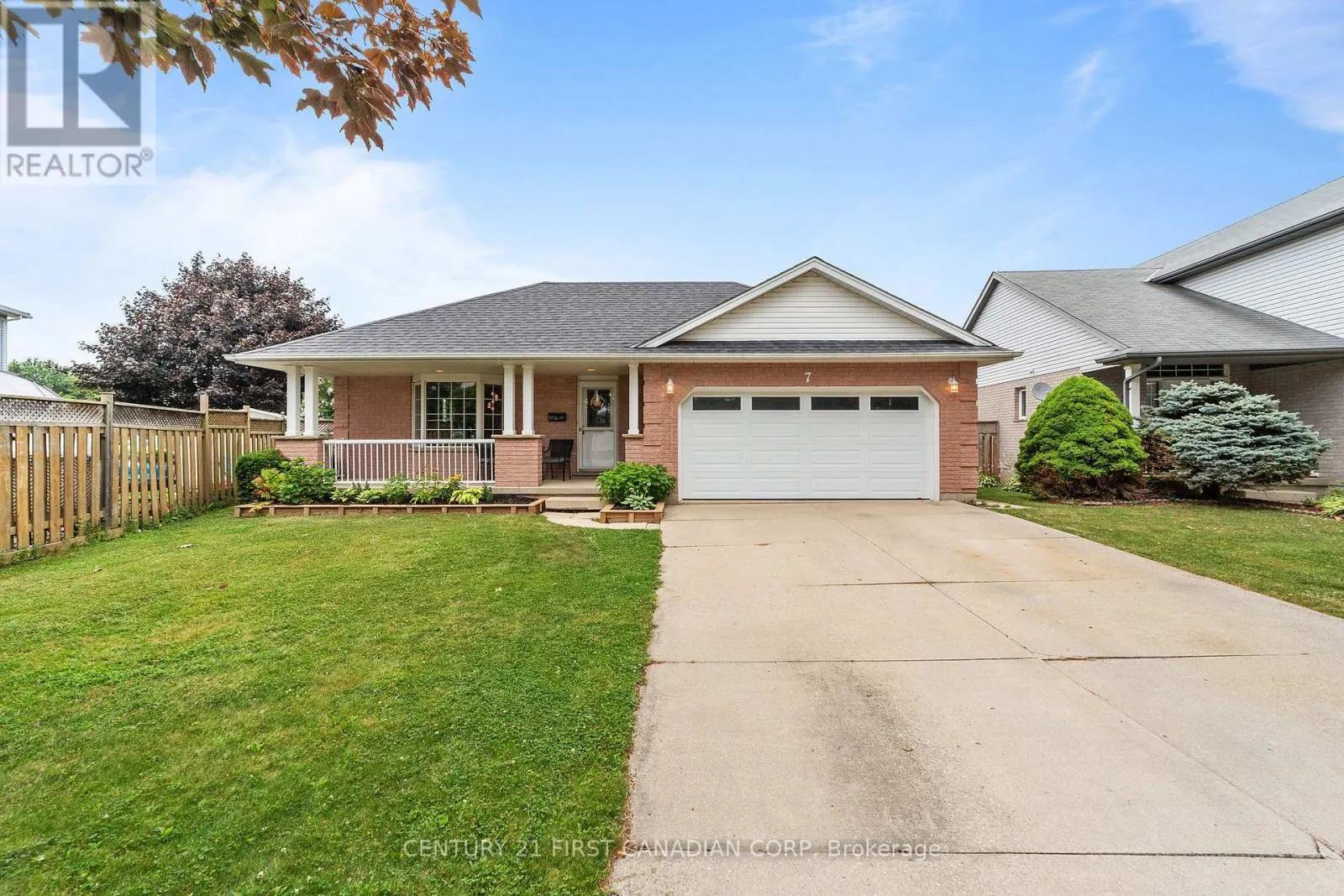 7 SIFTON DRIVE