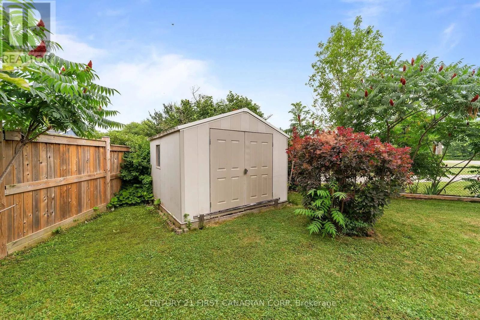 7 SIFTON DRIVE