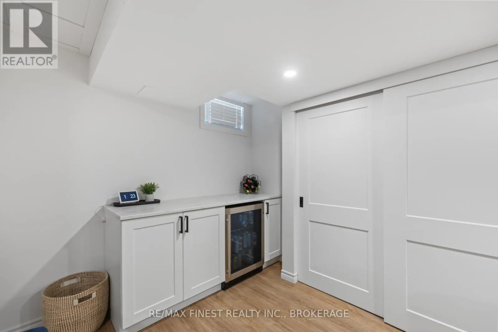 849 NEWMARKET LANE
