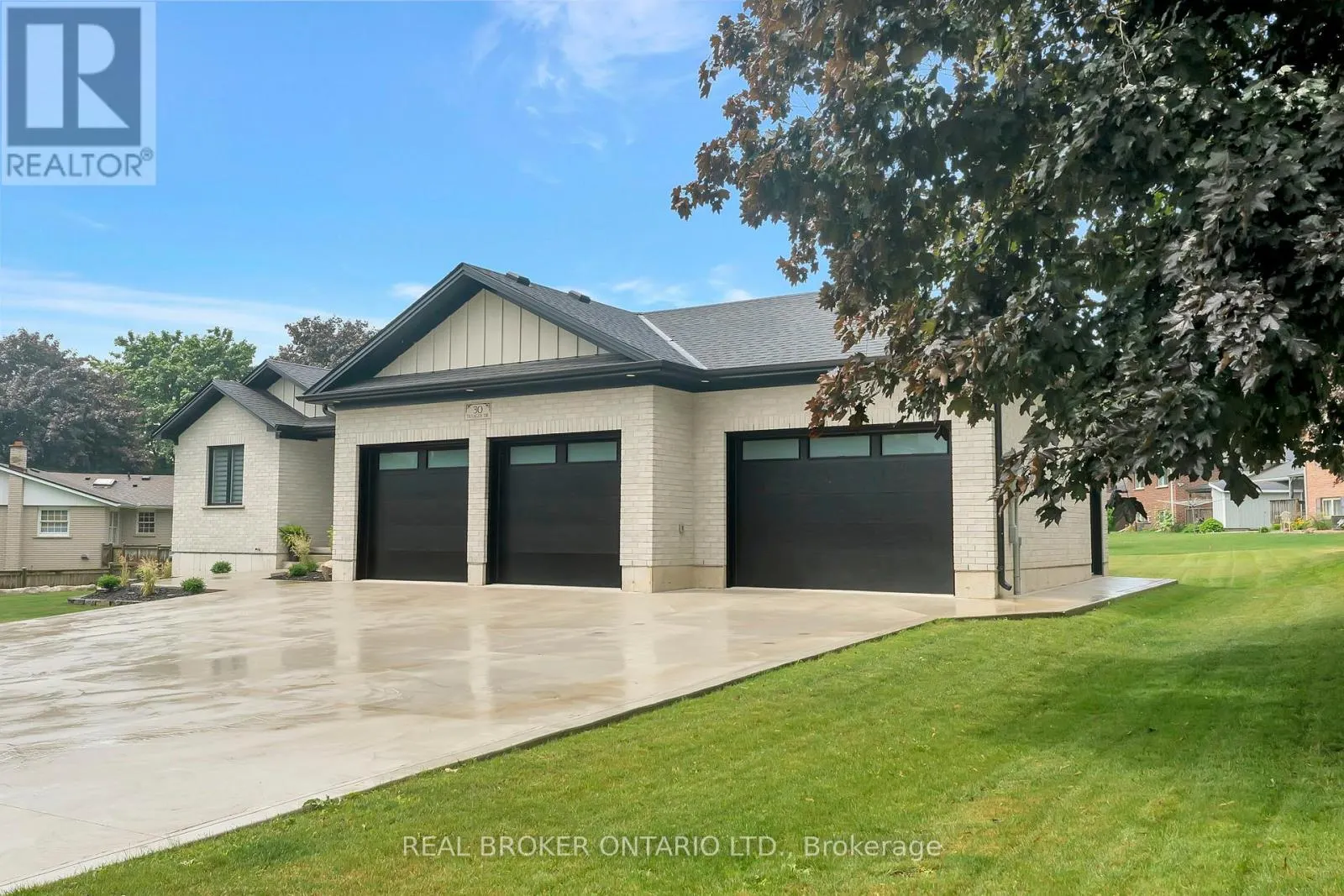 30 TANAGER DRIVE