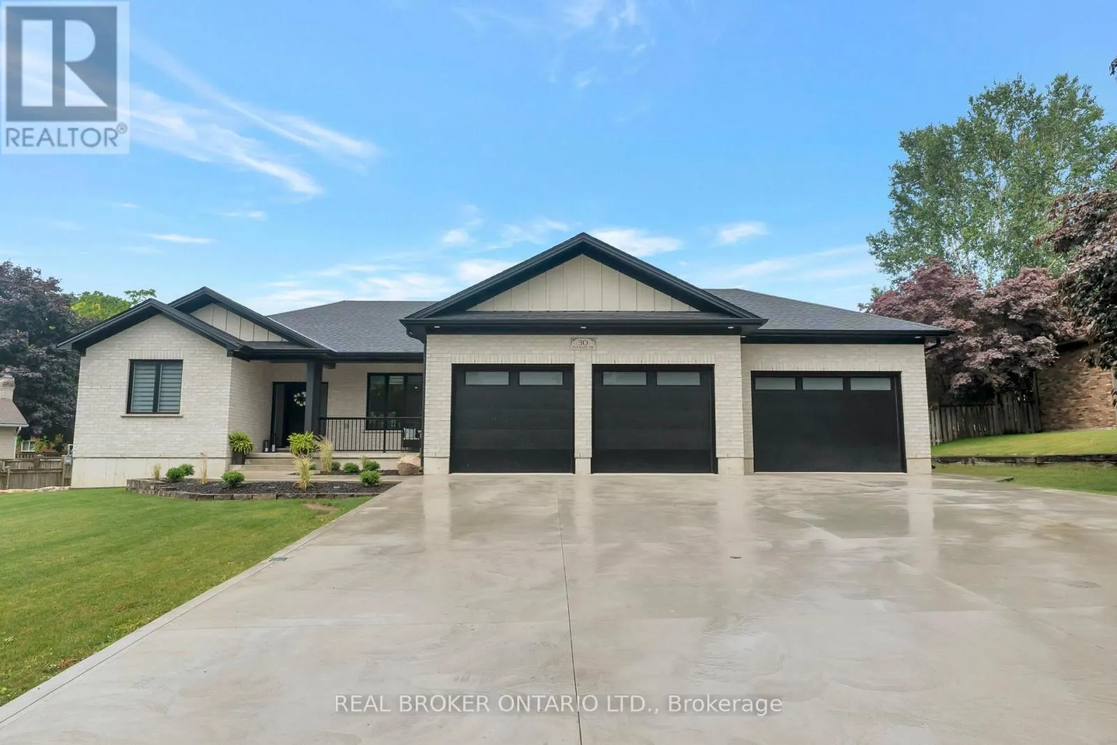 30 TANAGER DRIVE