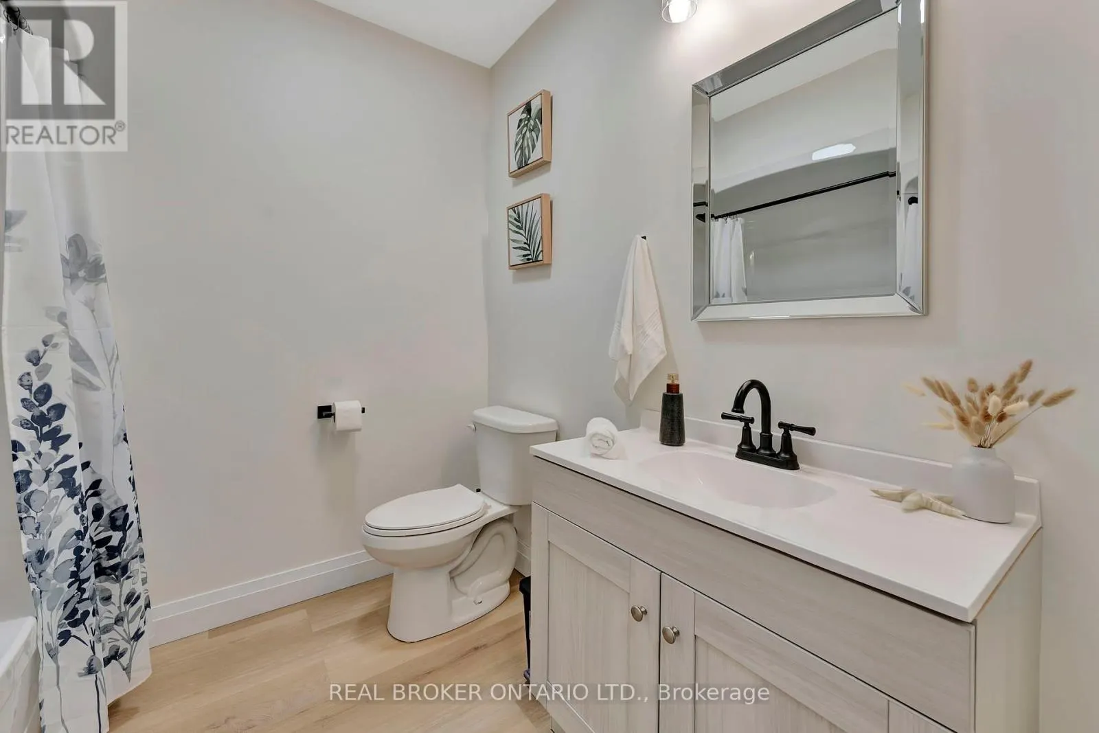 30 TANAGER DRIVE