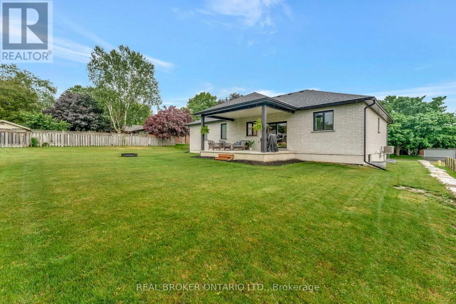 30 TANAGER DRIVE