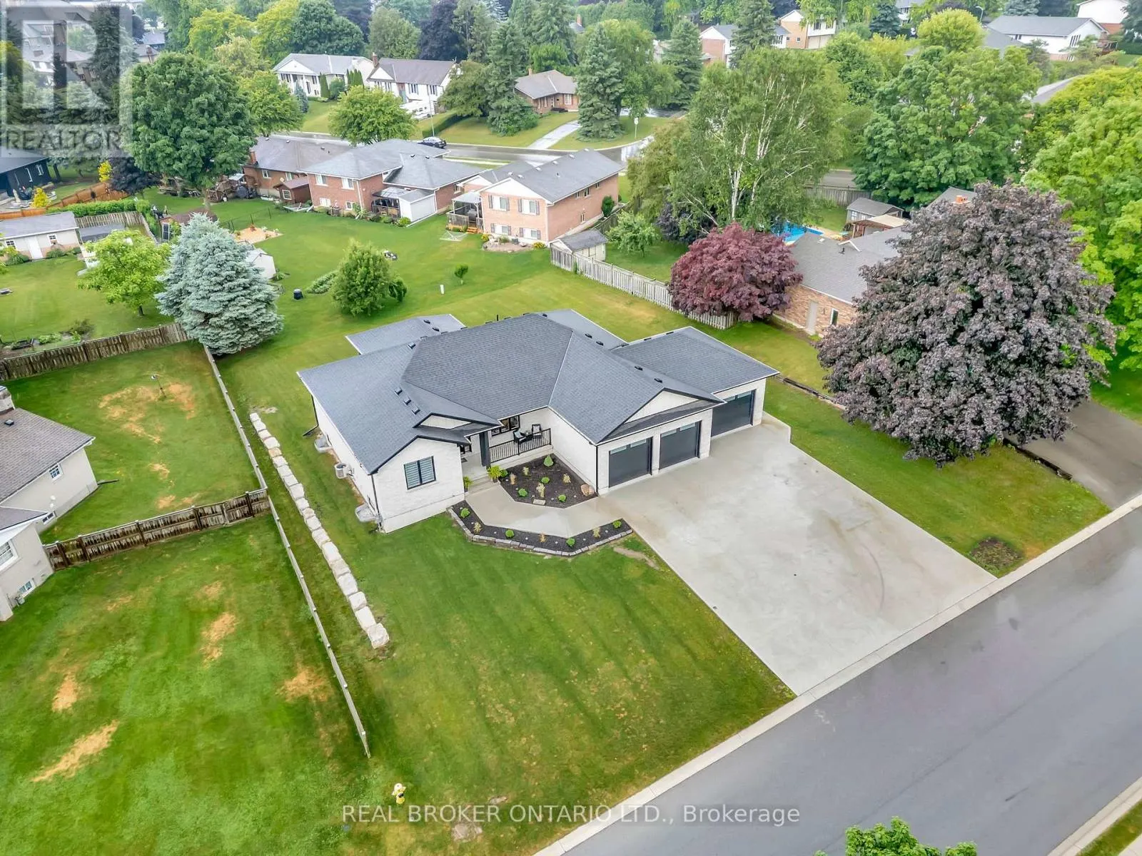 30 TANAGER DRIVE