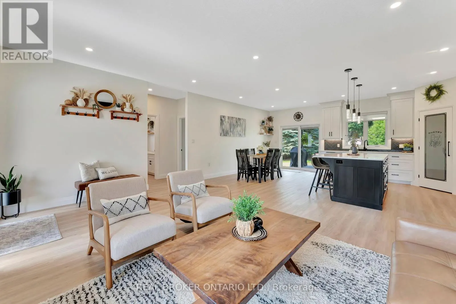 30 TANAGER DRIVE
