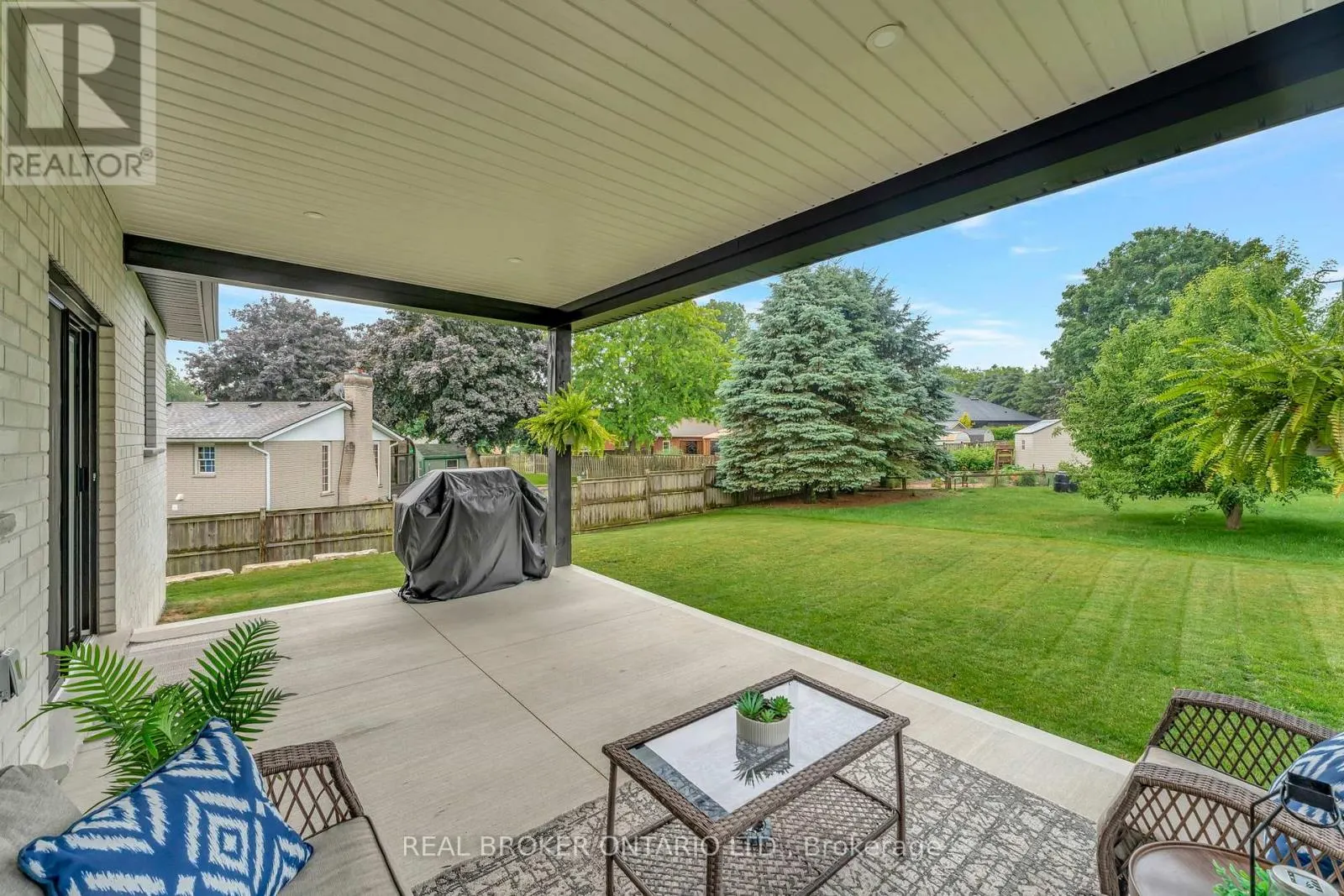 30 TANAGER DRIVE