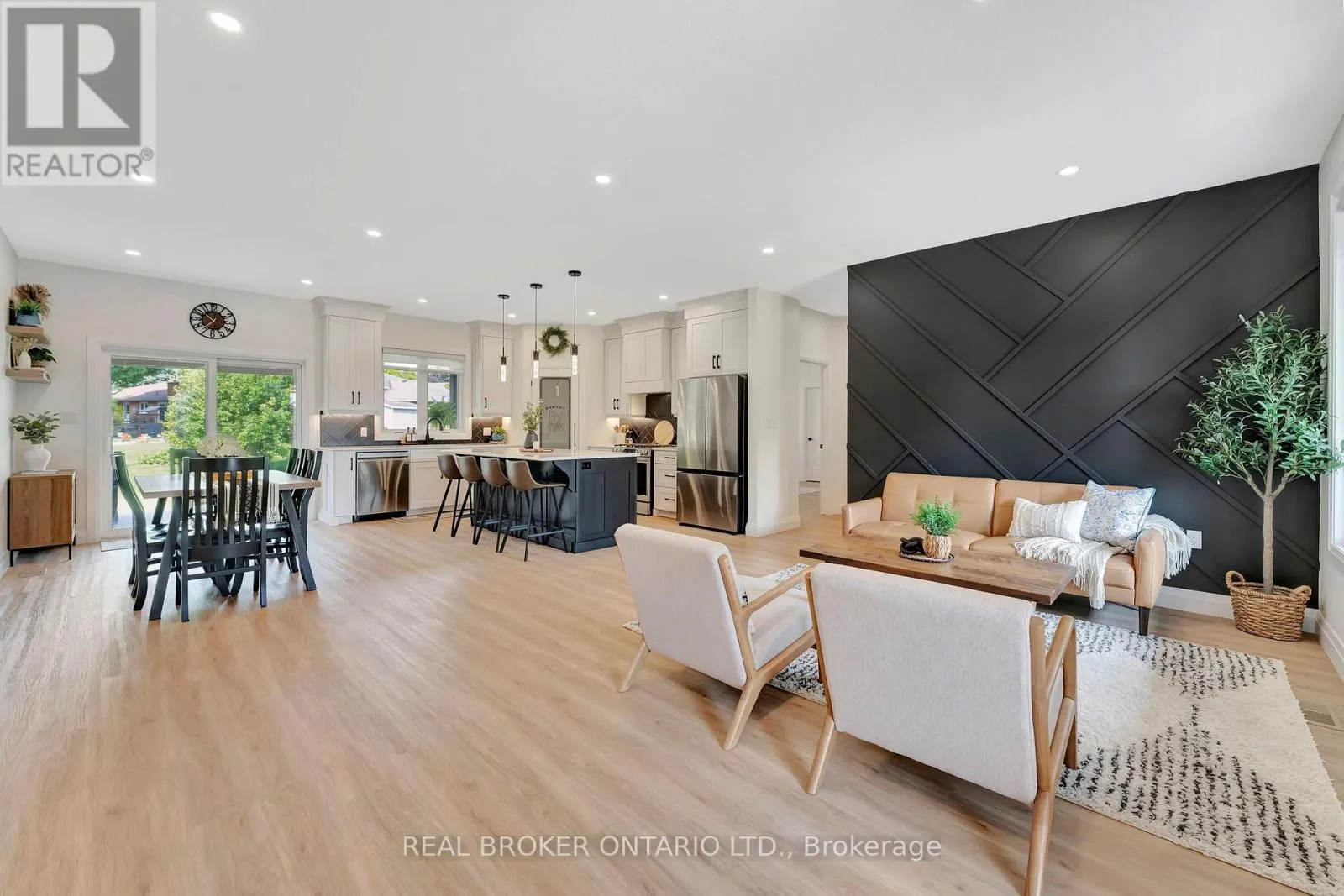 30 TANAGER DRIVE