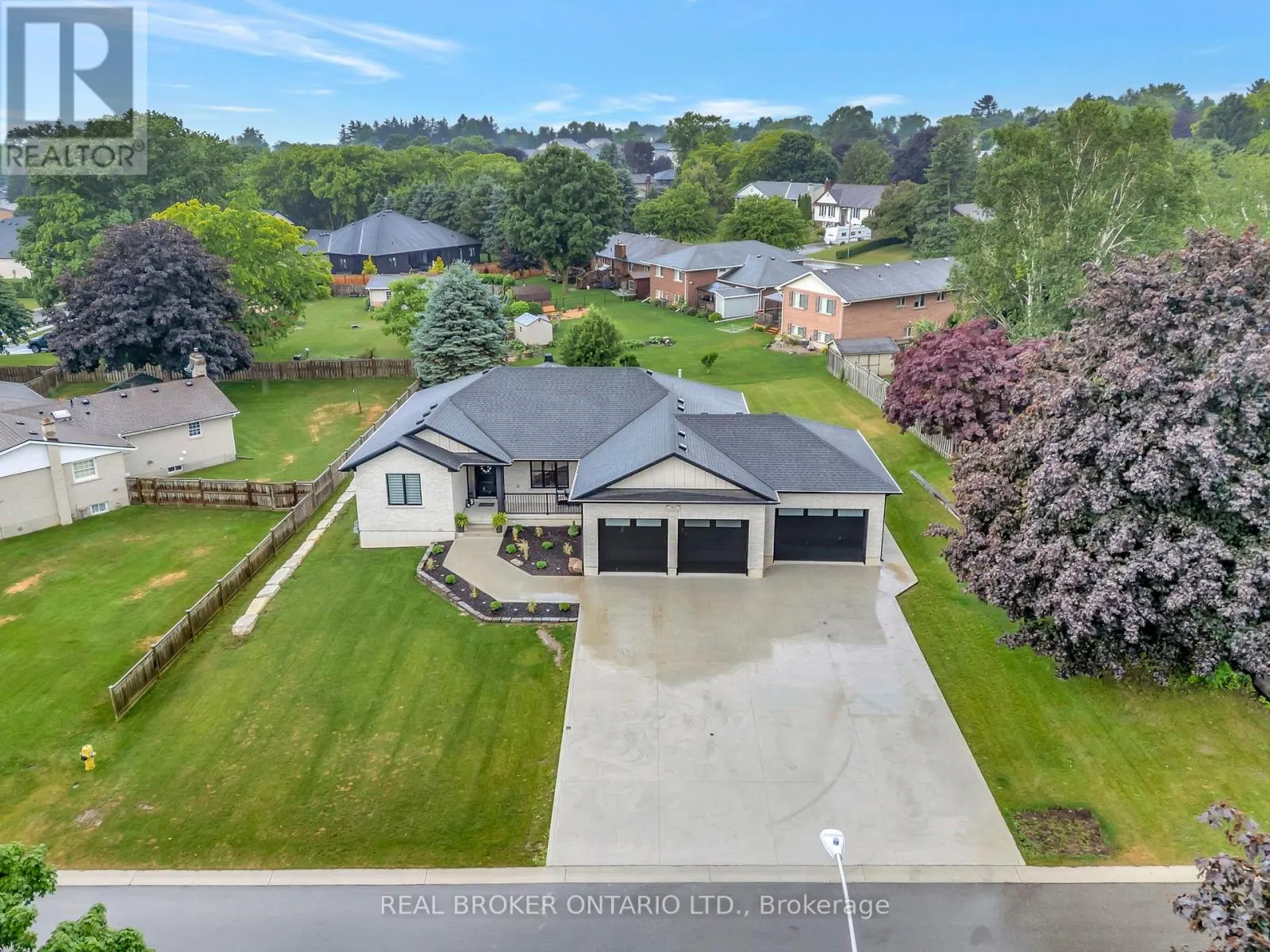 30 TANAGER DRIVE