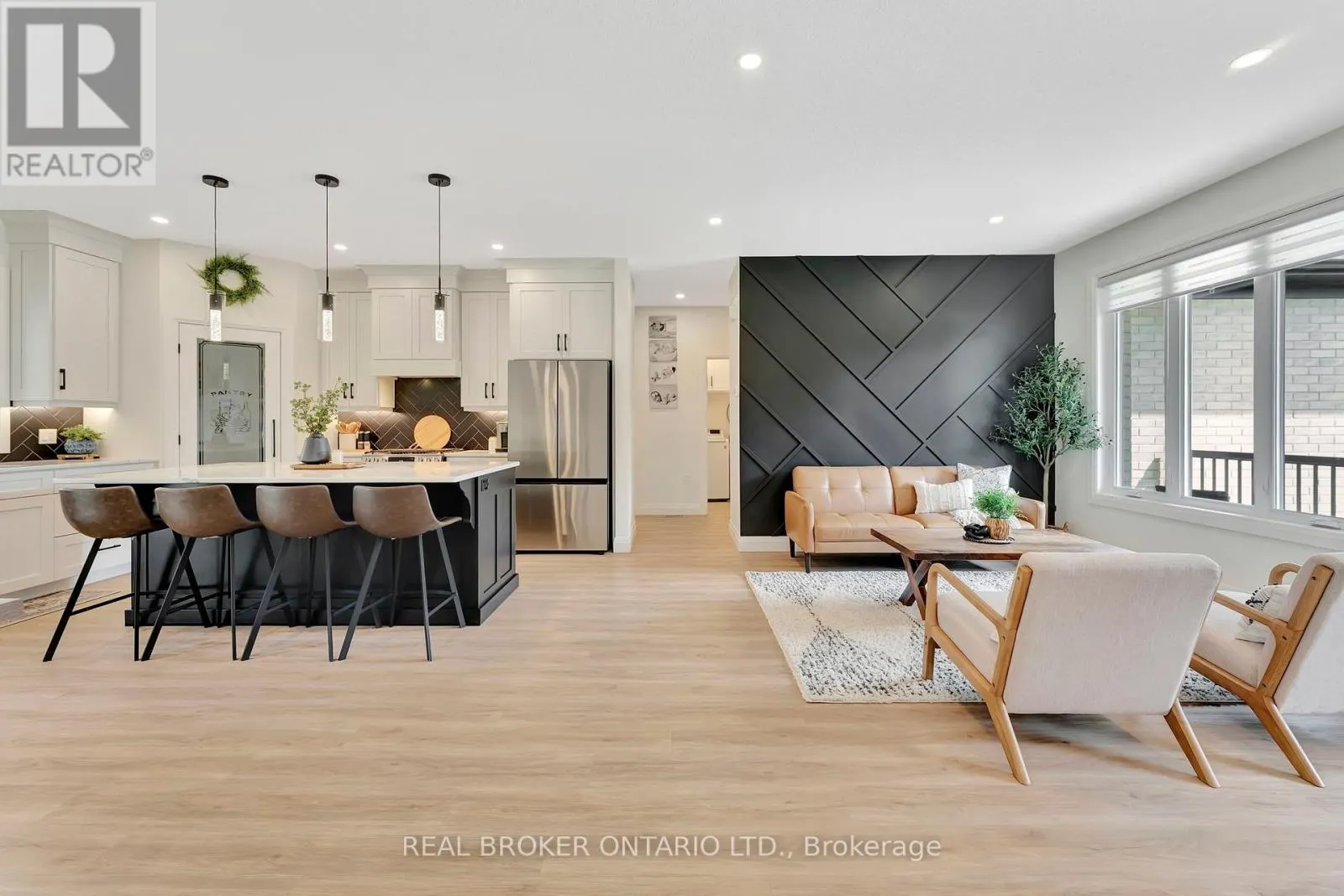 30 TANAGER DRIVE