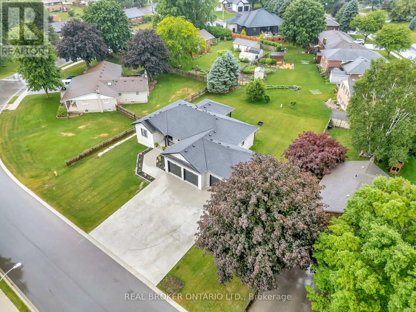 30 TANAGER DRIVE