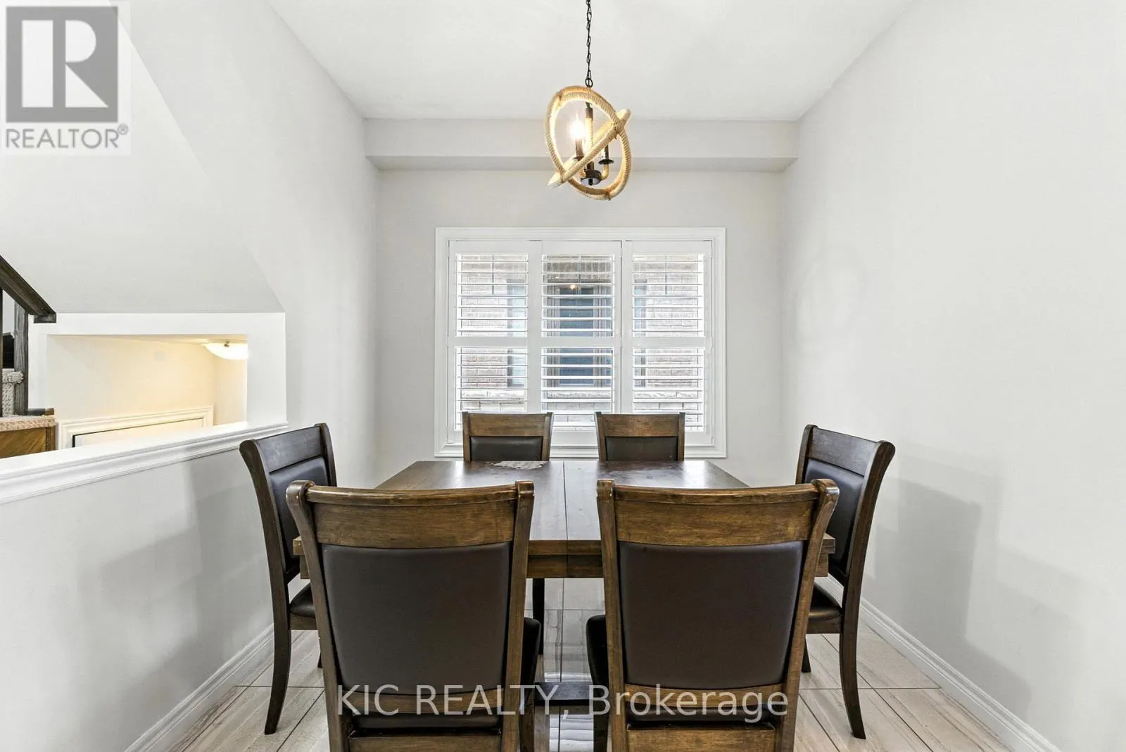 69 DODMAN CRESCENT