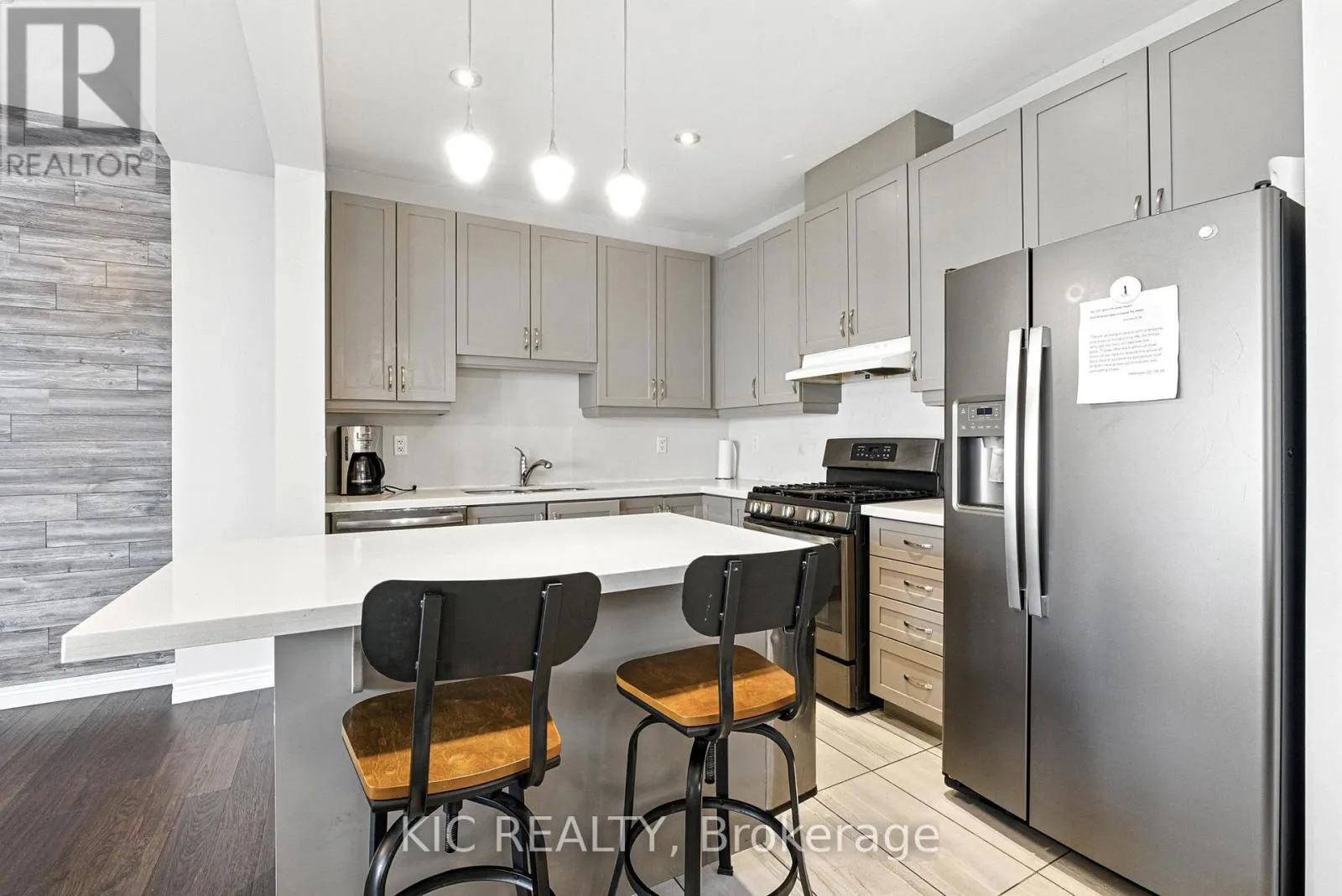 69 DODMAN CRESCENT