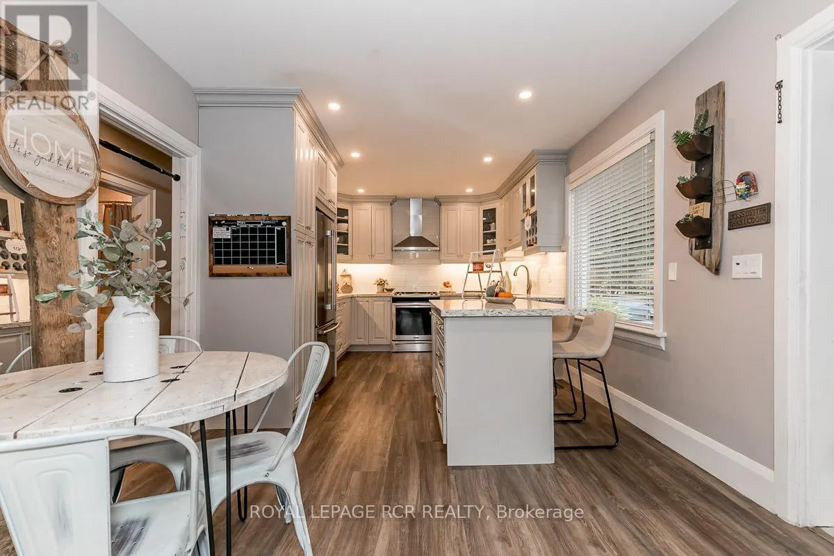 77 TRAFALGAR ROAD