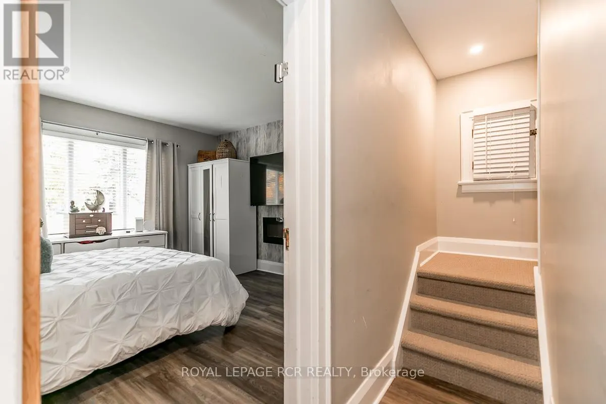 77 TRAFALGAR ROAD