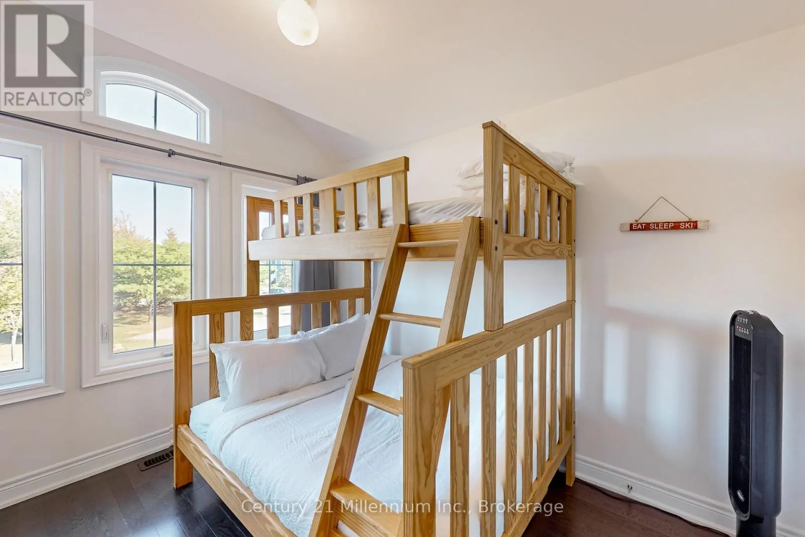 31 - 171 SNOWBRIDGE WAY, #31