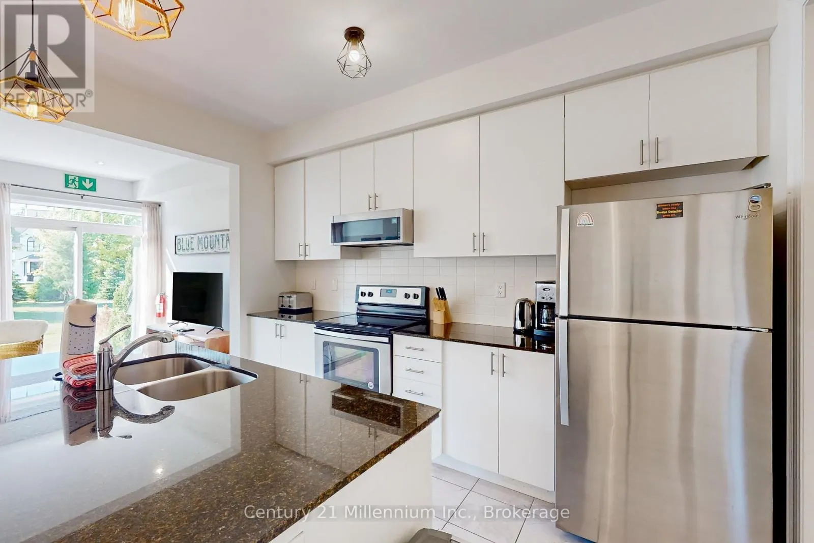 31 - 171 SNOWBRIDGE WAY, #31