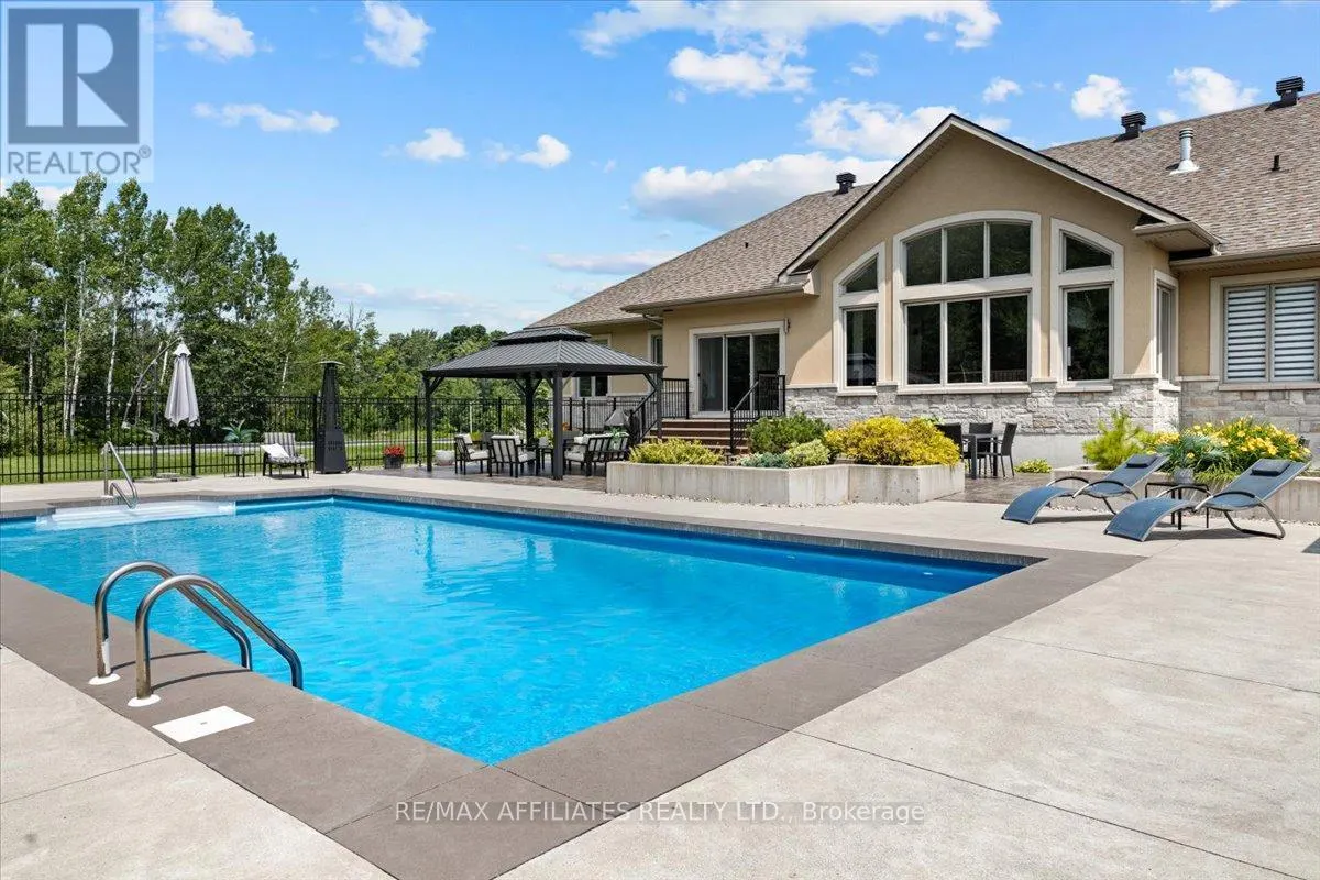 1610 LINKLAND COURT