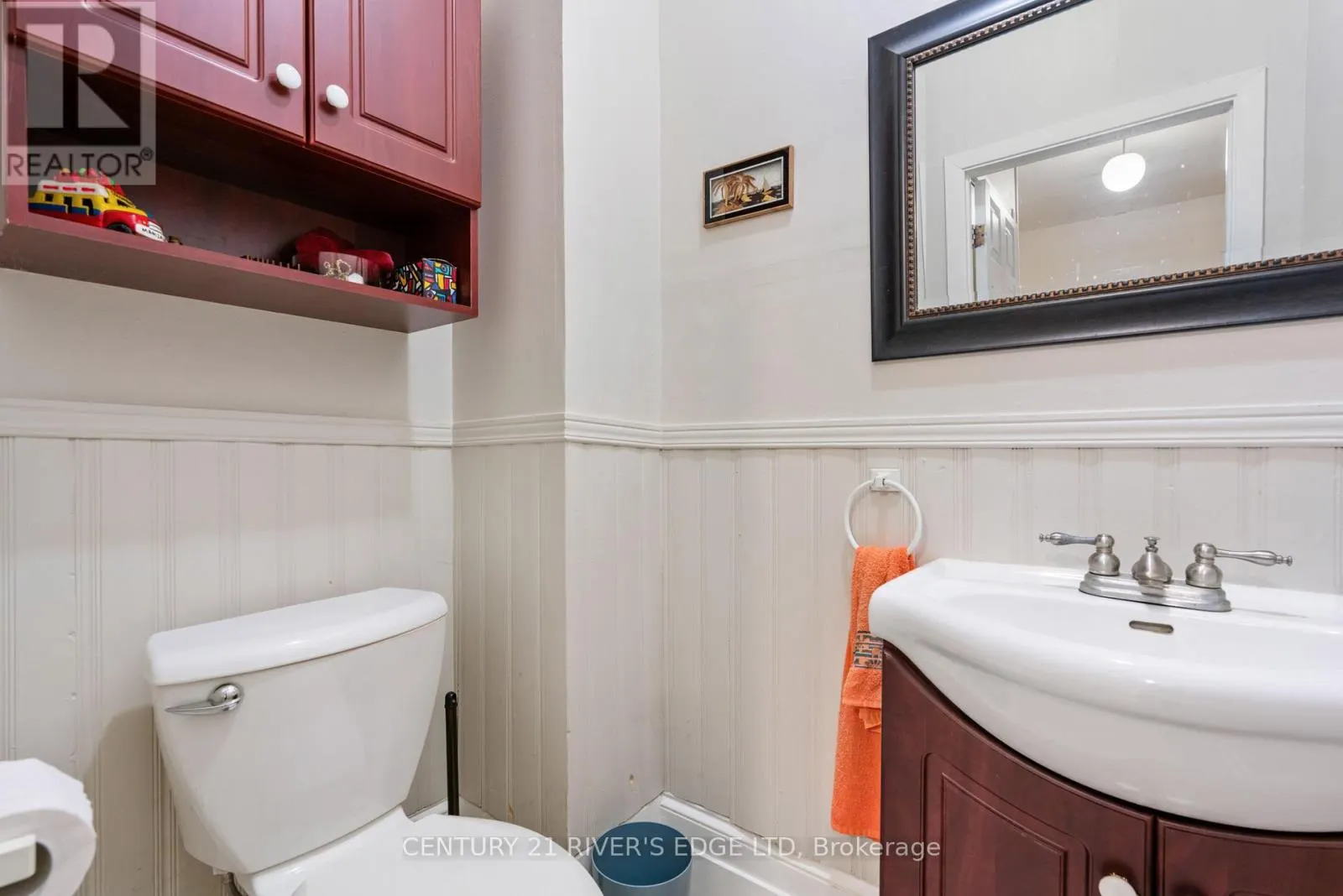 12084 LAKESHORE DRIVE