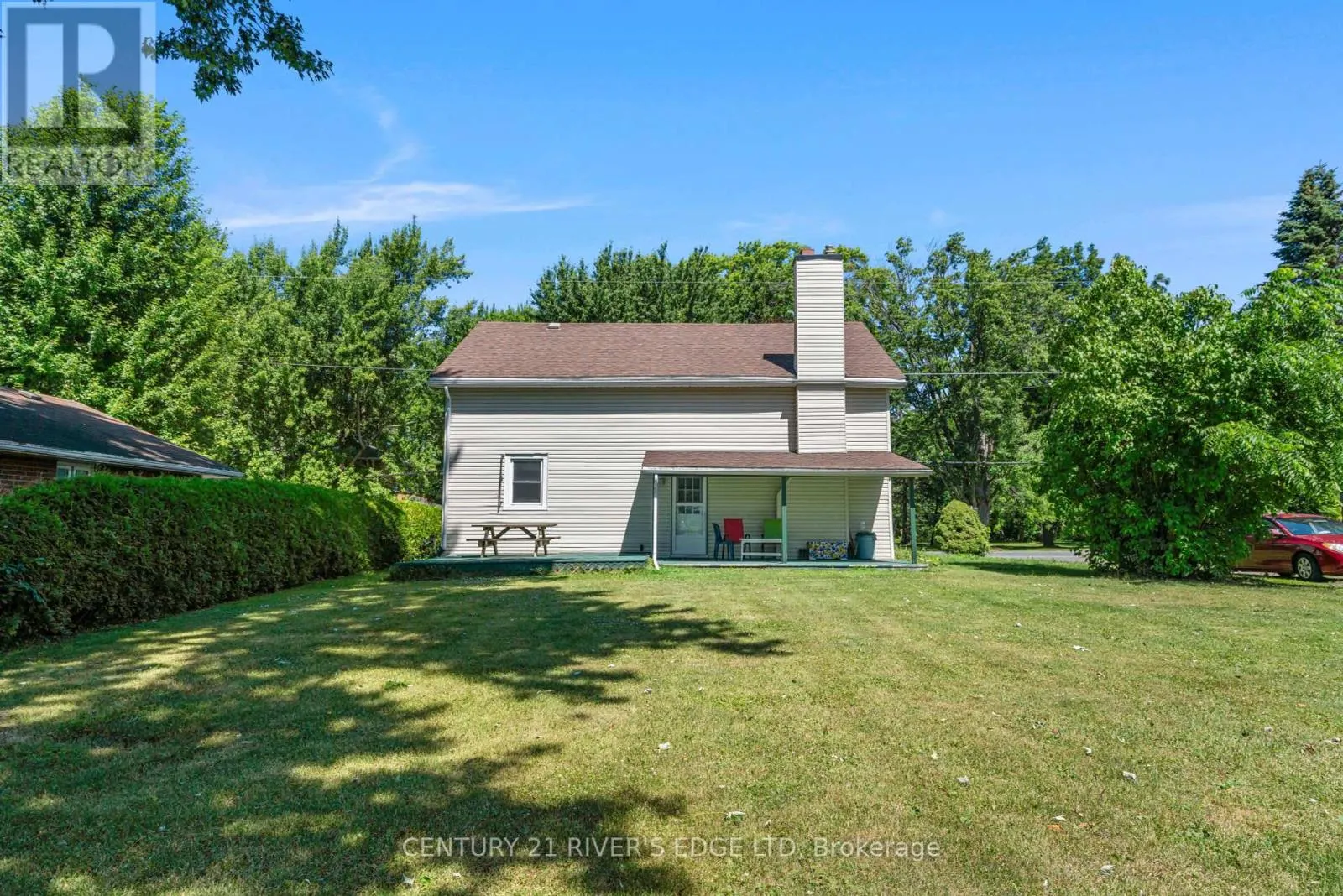 12084 LAKESHORE DRIVE