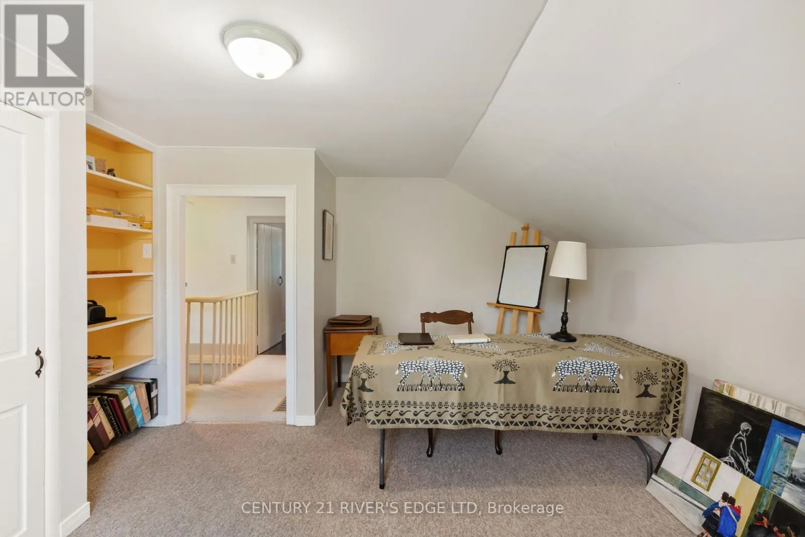 12084 LAKESHORE DRIVE