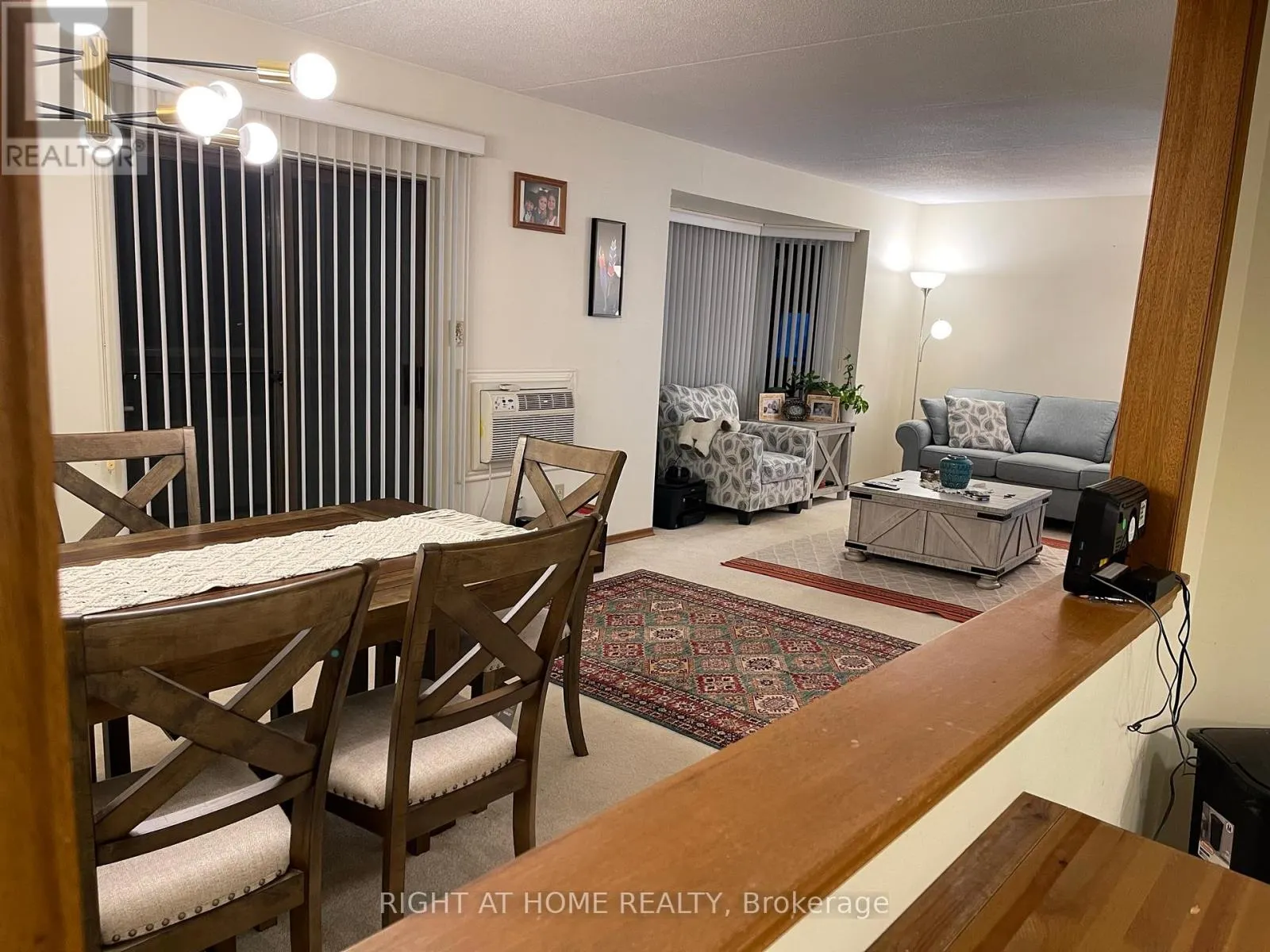101 - 401 ERB STREET W