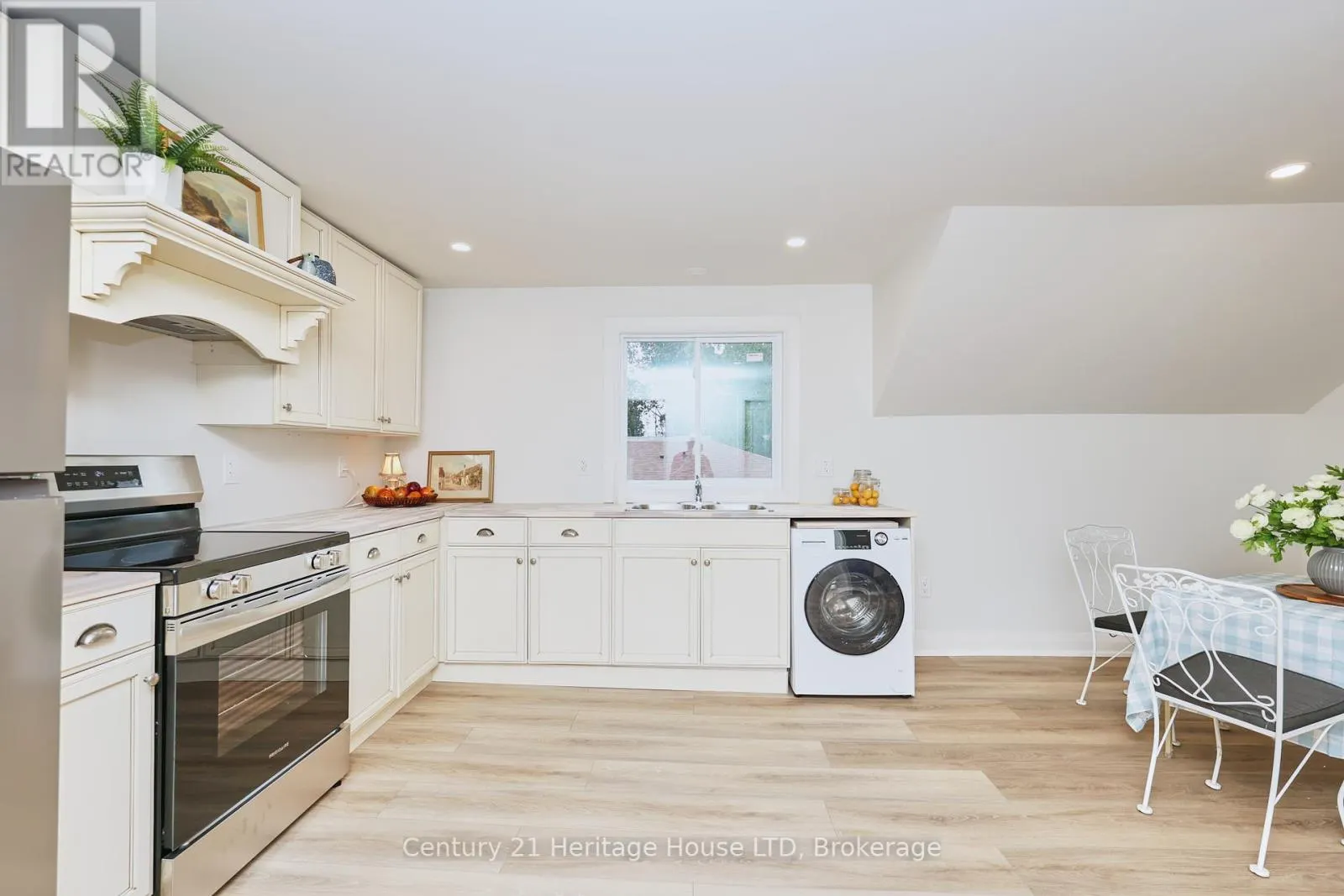 14 JENNET STREET