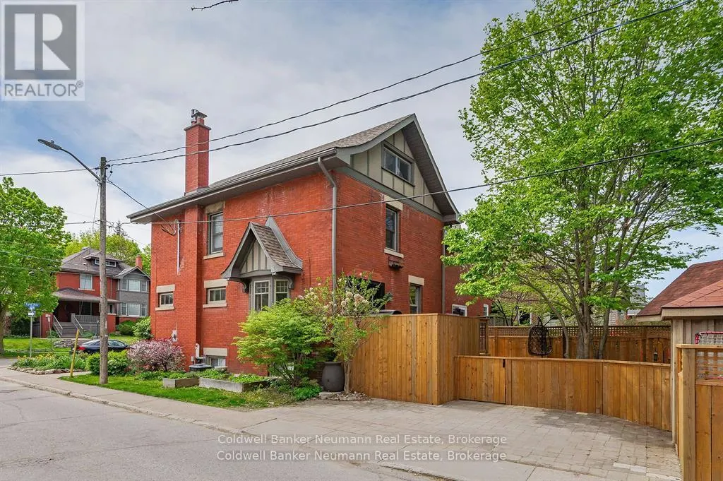51 LYON AVENUE