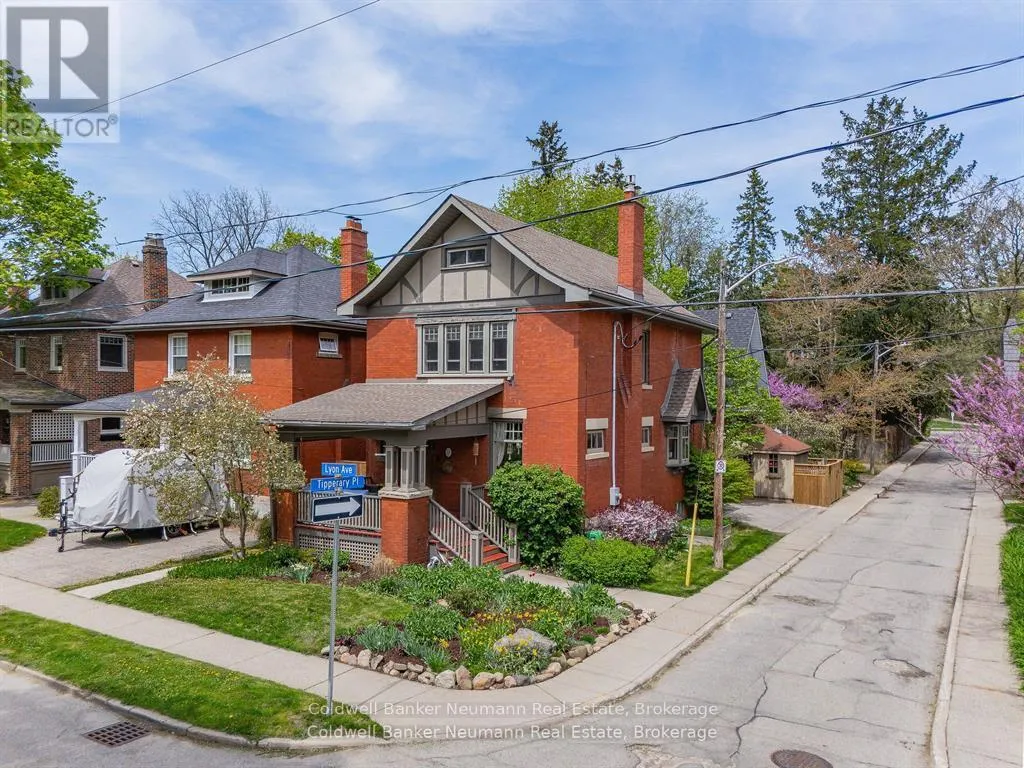 51 LYON AVENUE