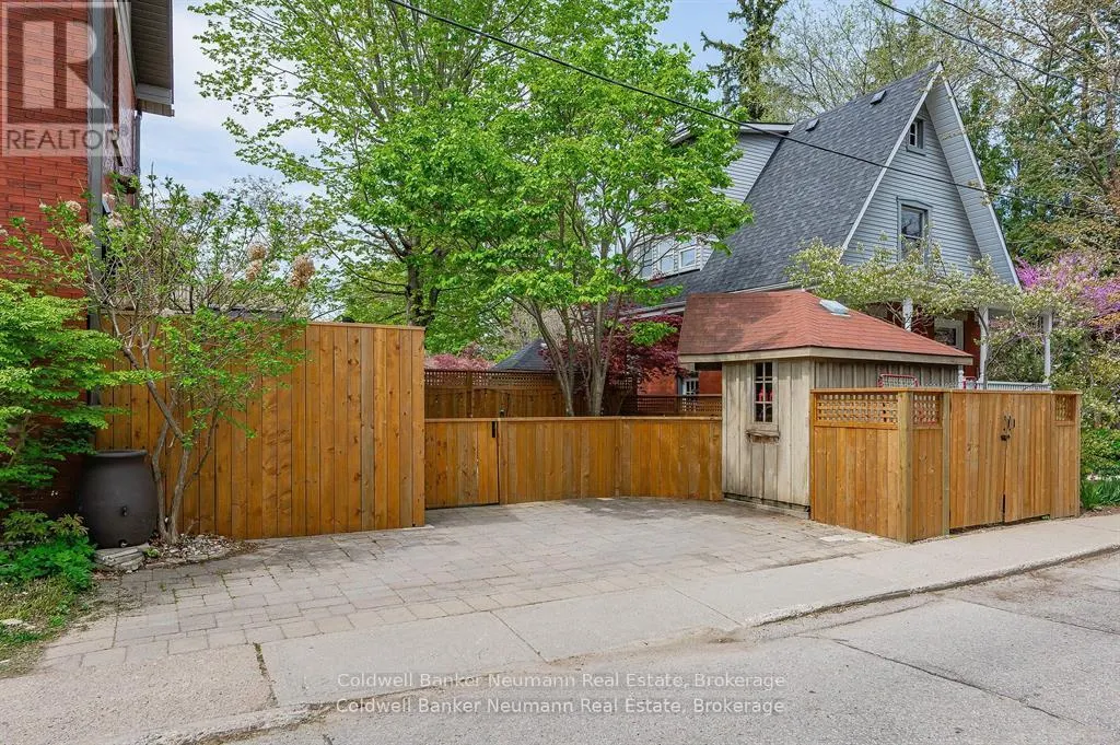 51 LYON AVENUE