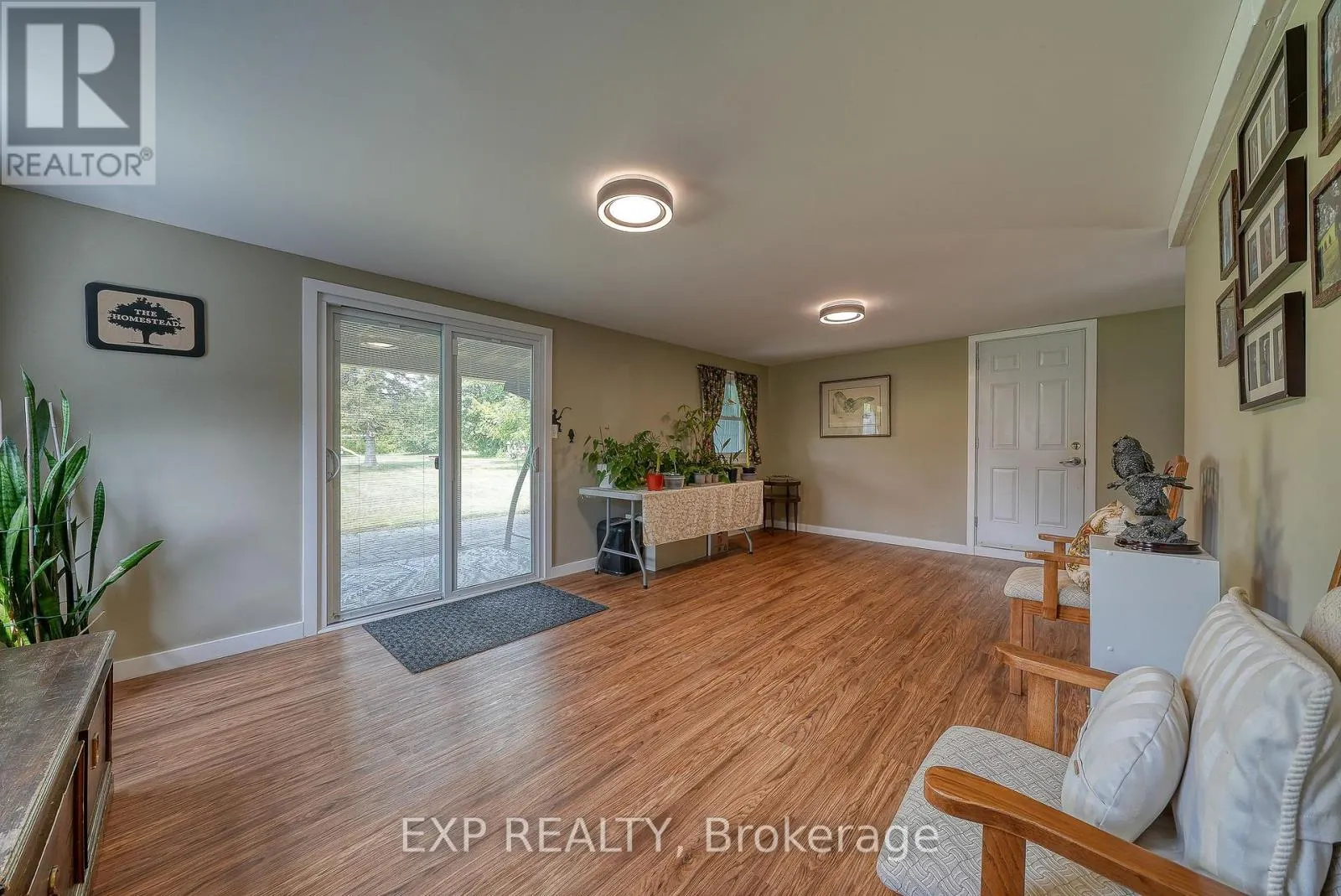 193 CENTENNIAL AVENUE S