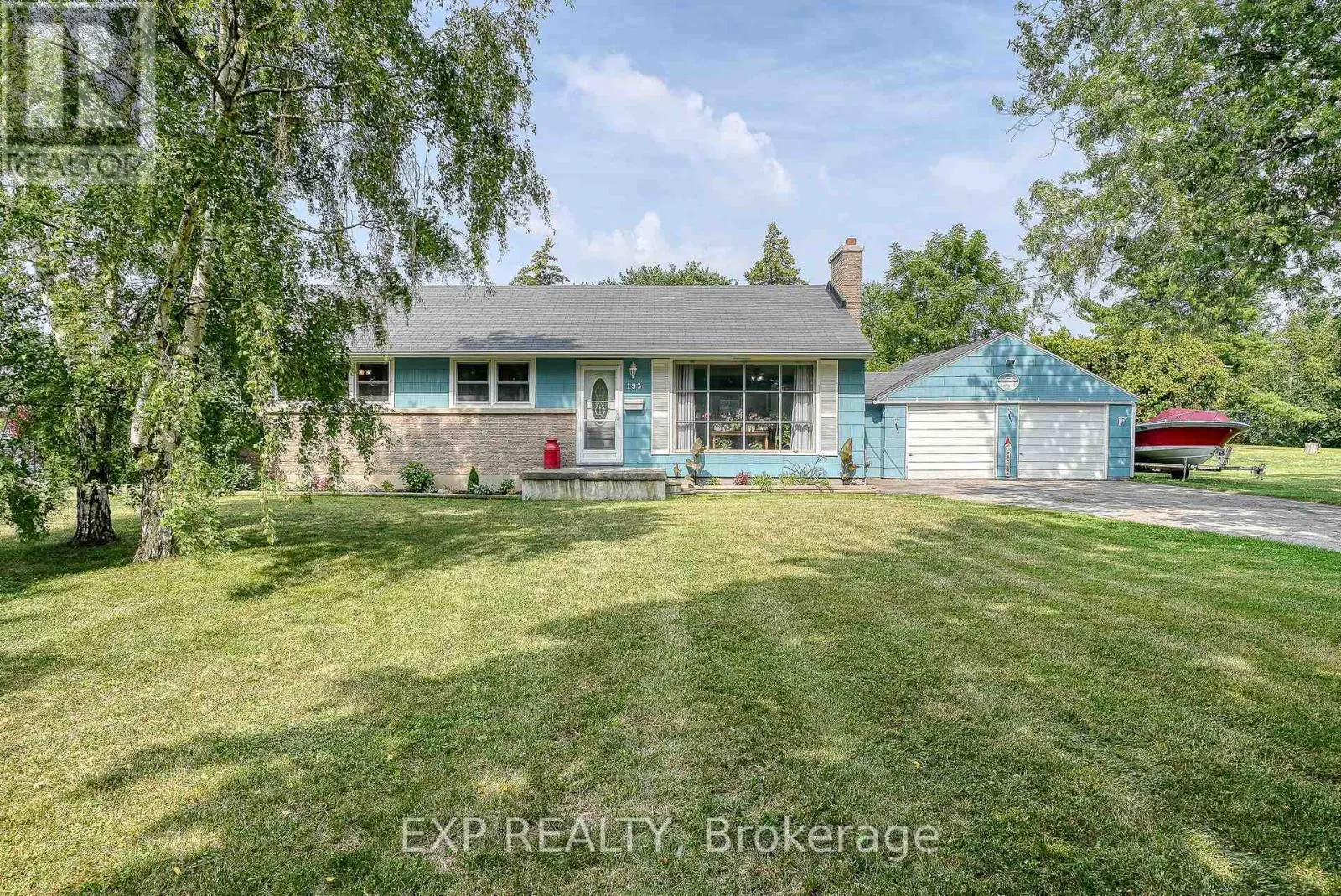 193 CENTENNIAL AVENUE S