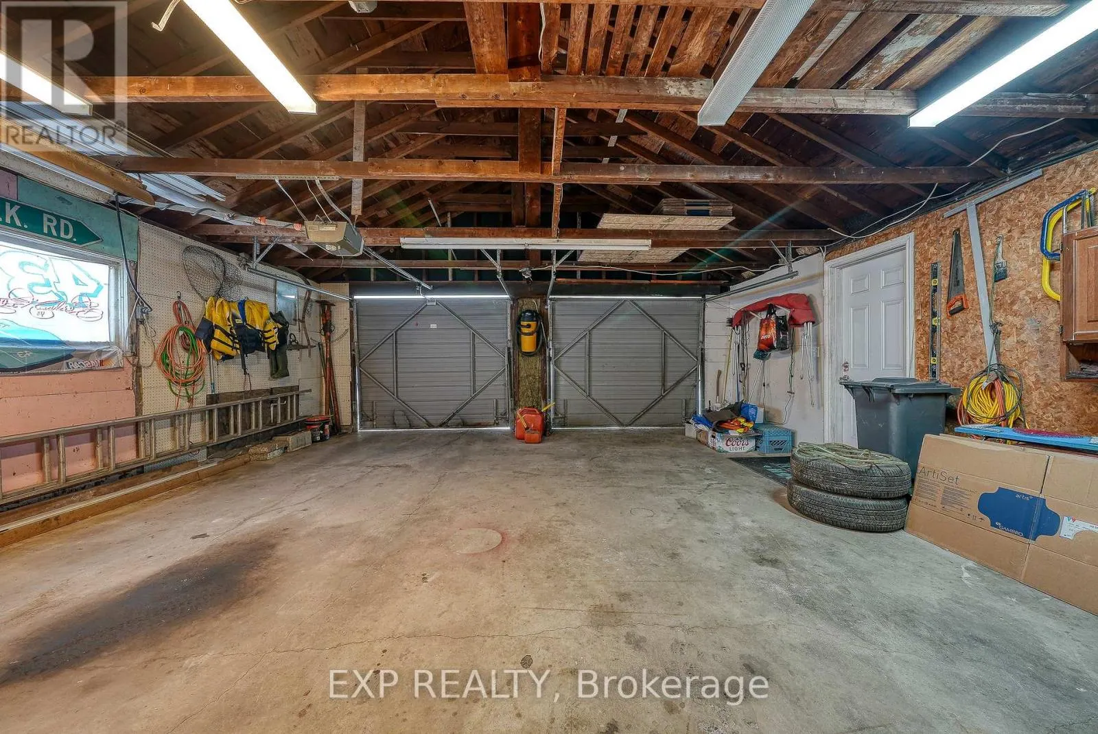 193 CENTENNIAL AVENUE S