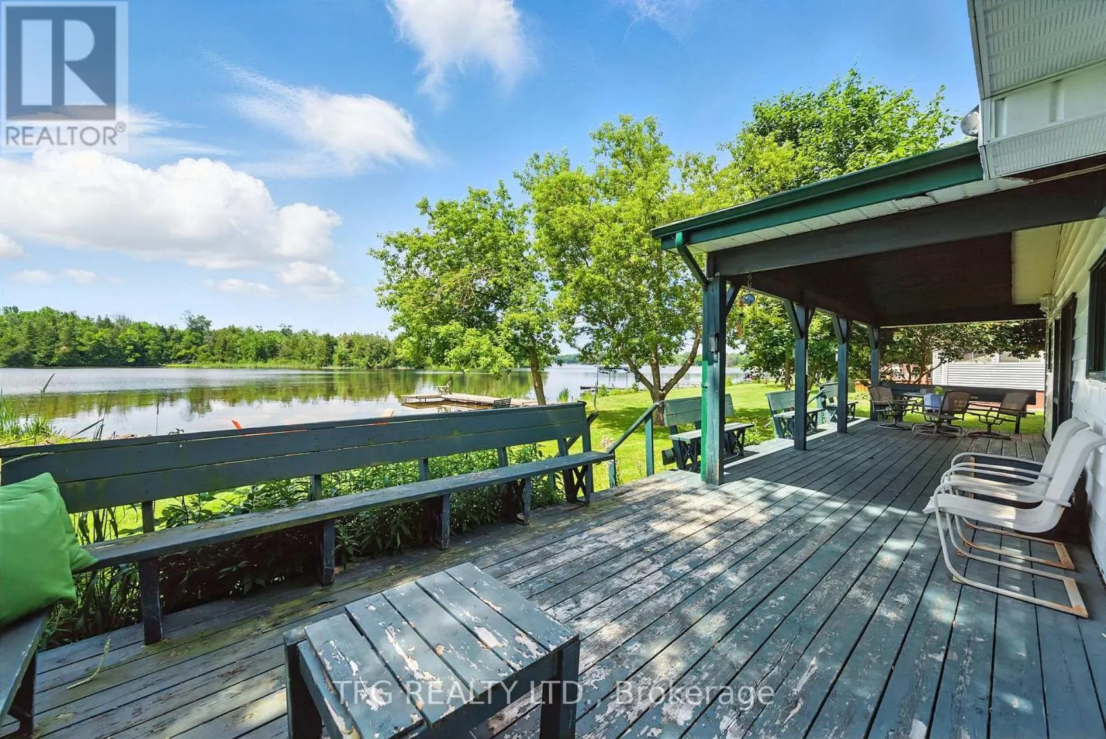 112 CEDAR SHORES DRIVE