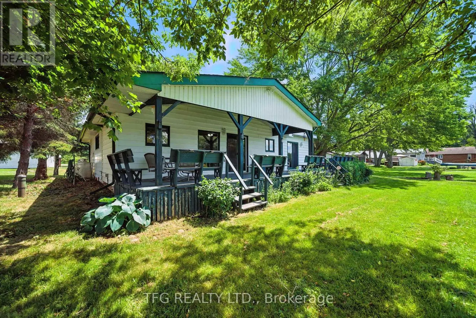 112 CEDAR SHORES DRIVE