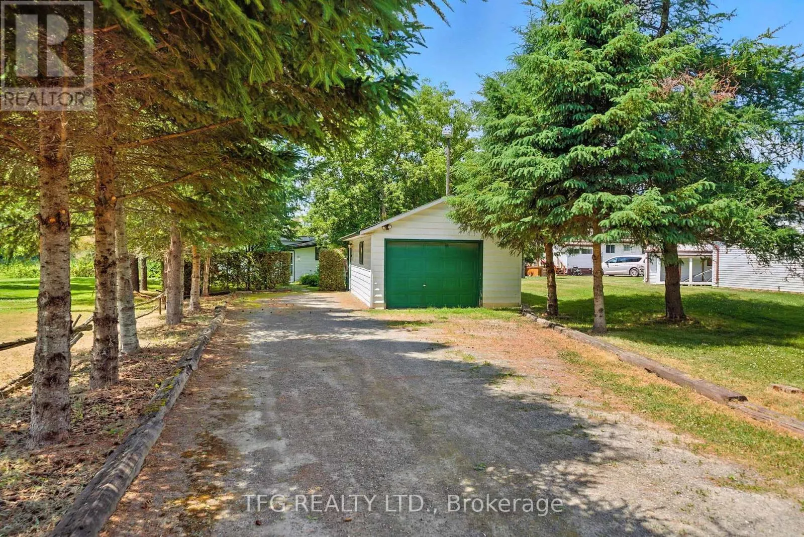 112 CEDAR SHORES DRIVE