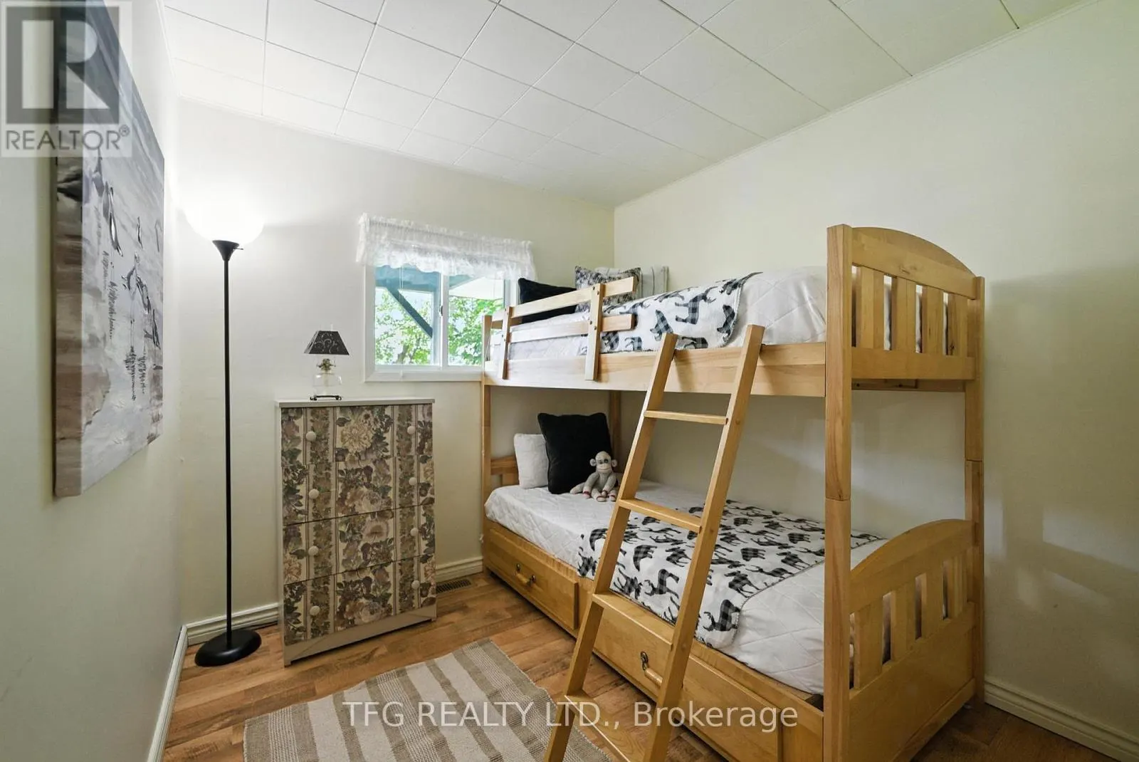 112 CEDAR SHORES DRIVE