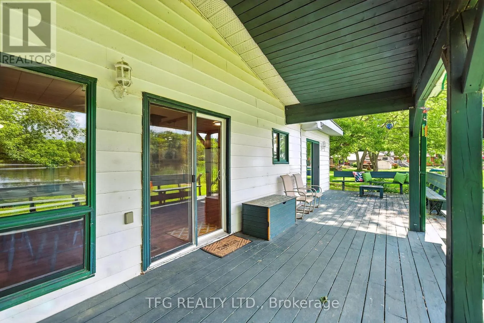 112 CEDAR SHORES DRIVE