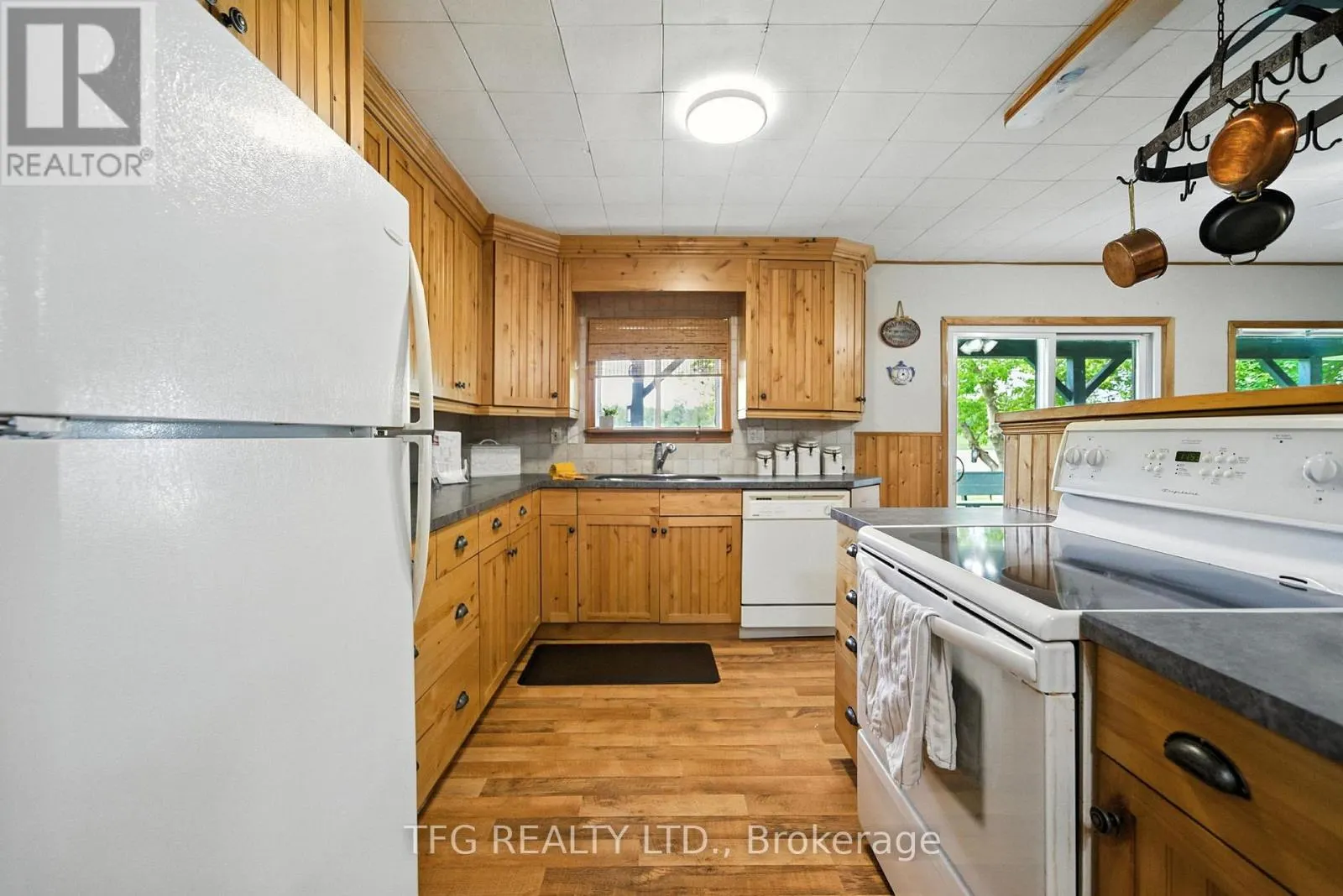 112 CEDAR SHORES DRIVE