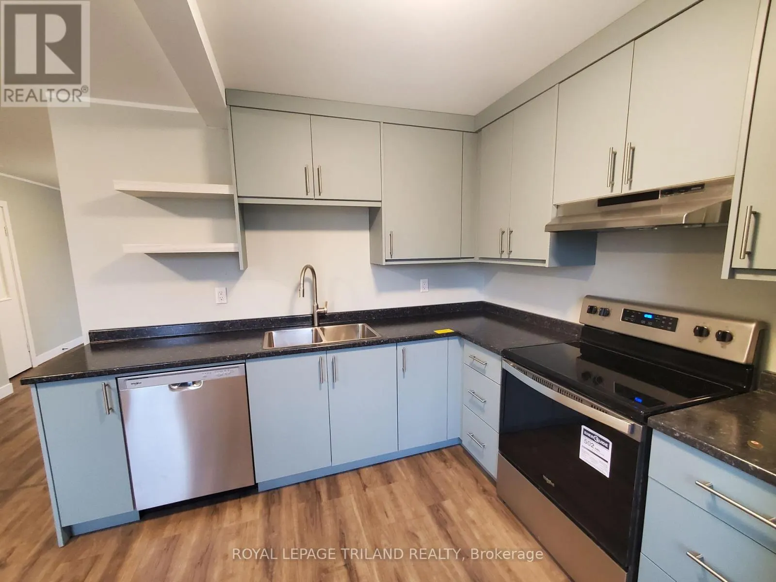 UPPER UNIT - 104 FLORA STREET, #UPPER UNIT