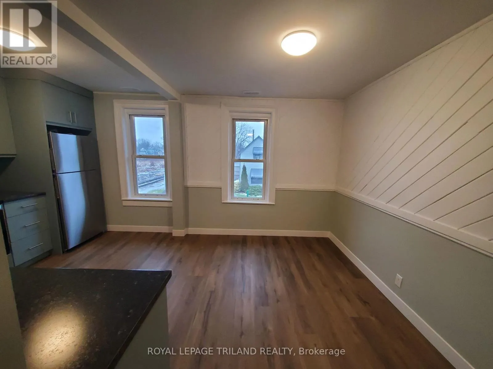 UPPER UNIT - 104 FLORA STREET, #UPPER UNIT