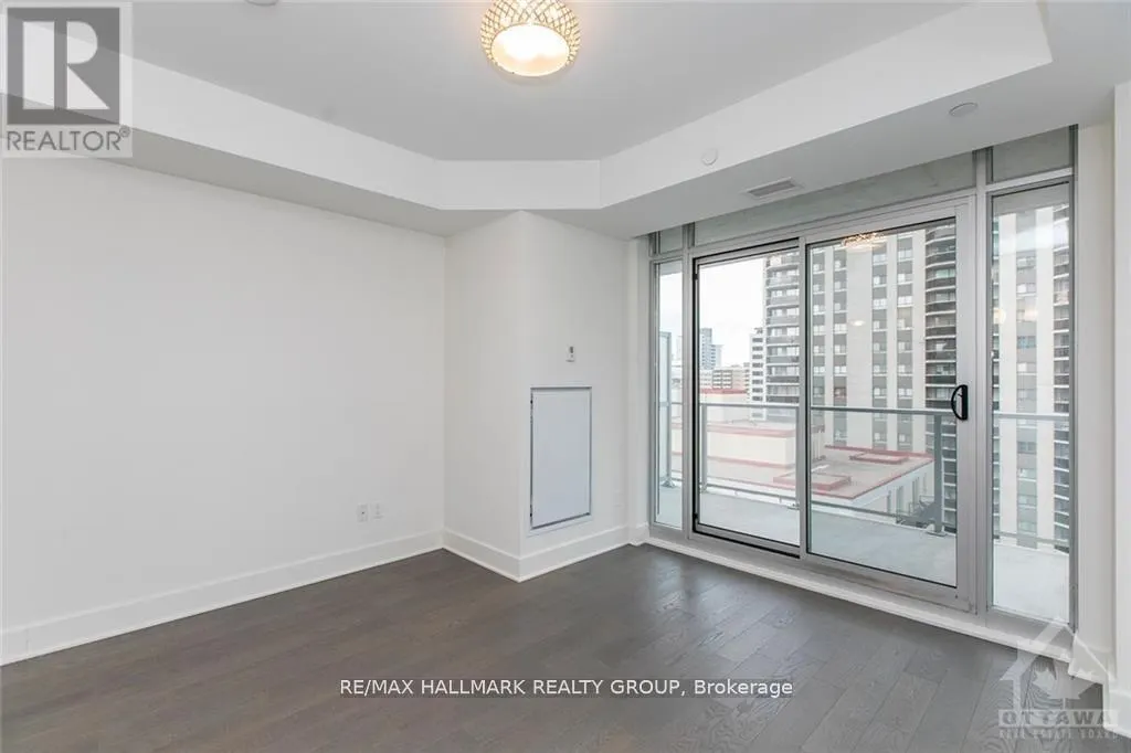 905 - 255 BAY STREET, OTTAWA