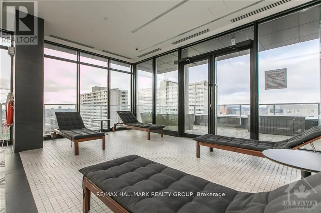 905 - 255 BAY STREET, OTTAWA