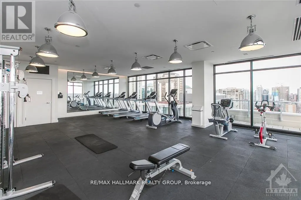 905 - 255 BAY STREET, OTTAWA