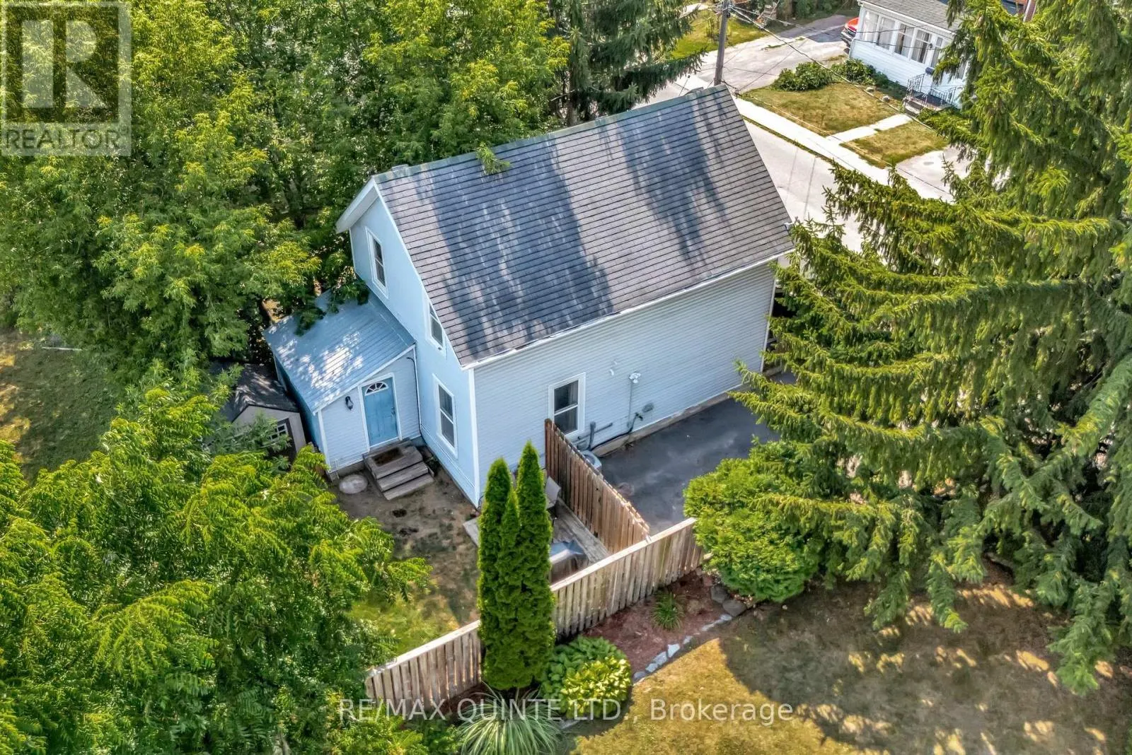 44 MILL STREET W