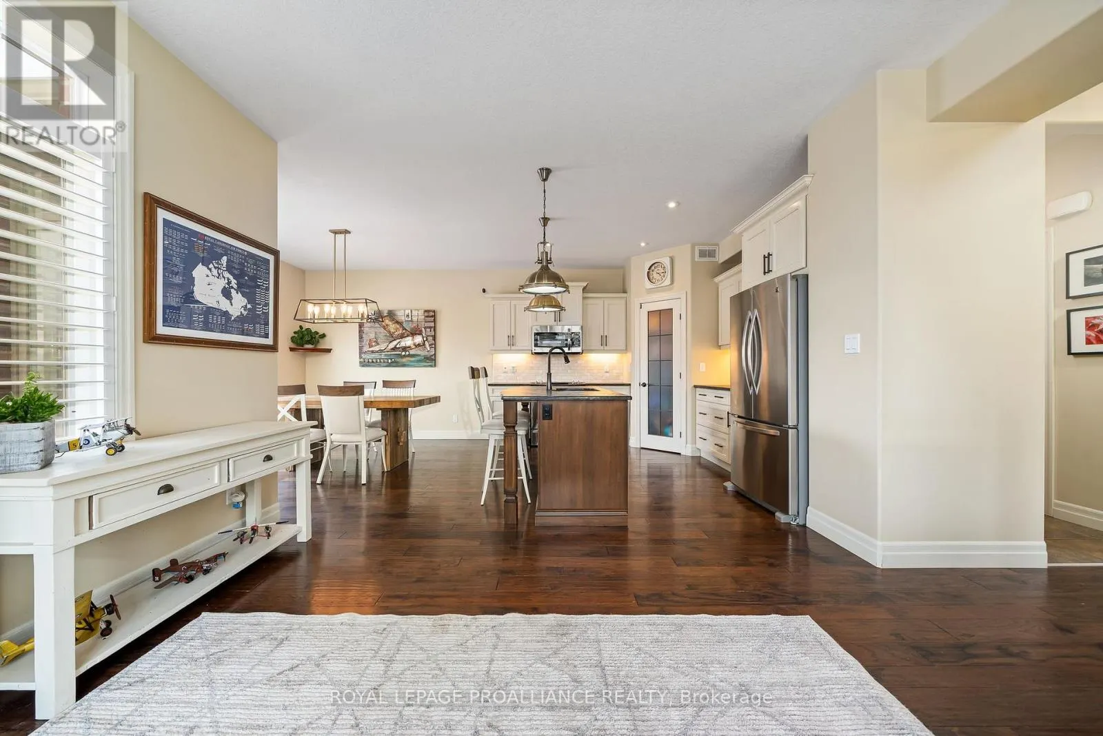 19 SCENIC DRIVE